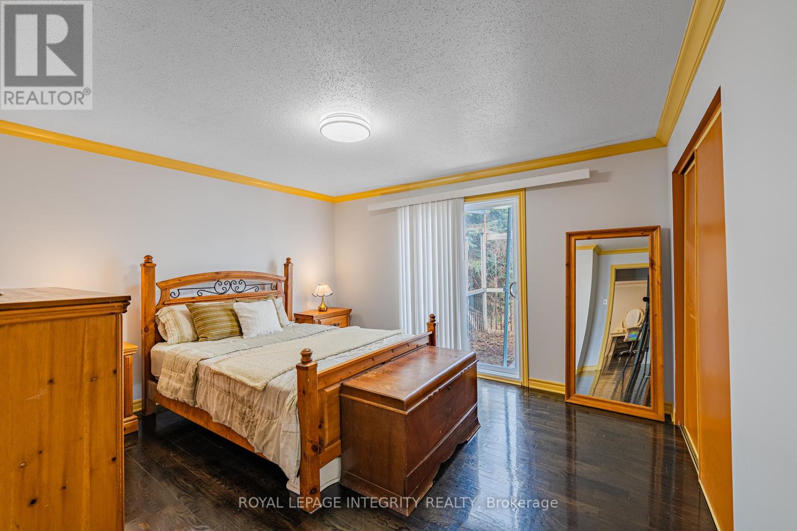3318 DUNROBIN ROAD - 21