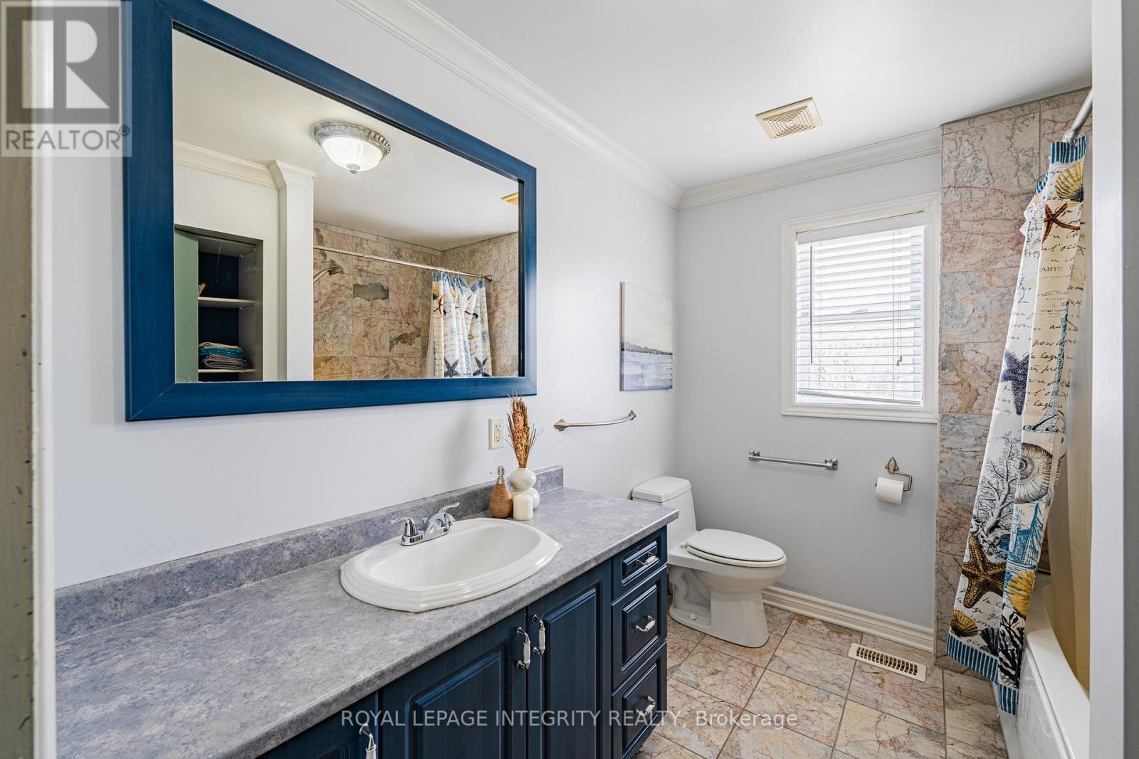 3318 DUNROBIN ROAD - 26