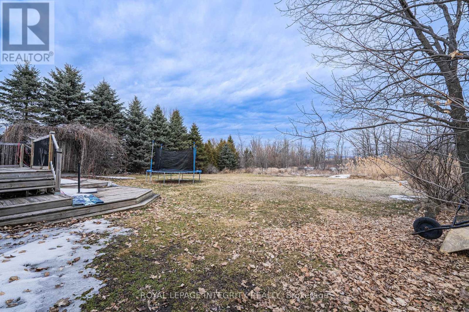 3318 DUNROBIN ROAD - 42