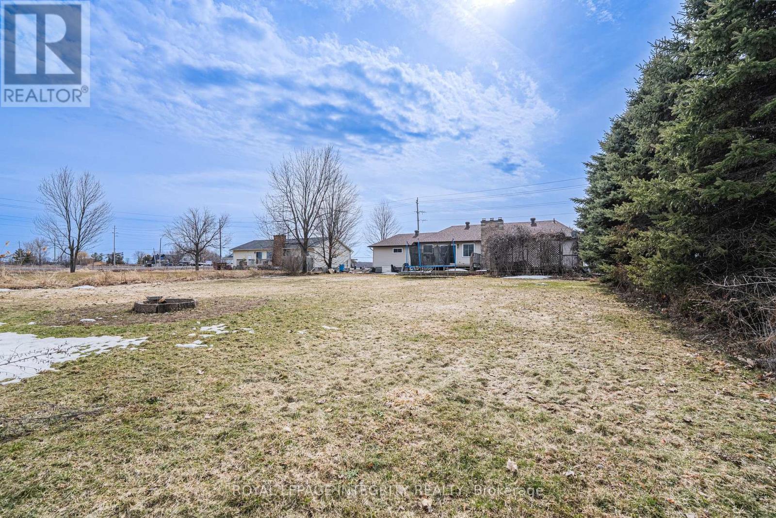 3318 DUNROBIN ROAD - 43