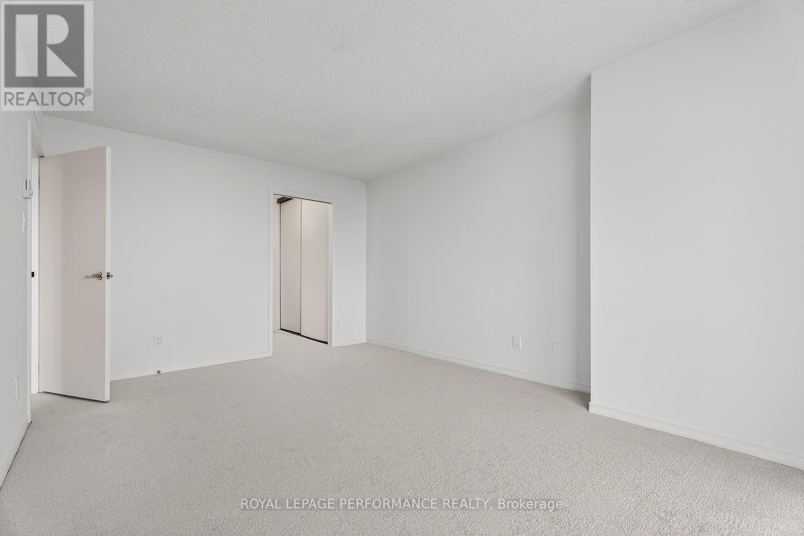 1603 - 160 GEORGE STREET — photo 23