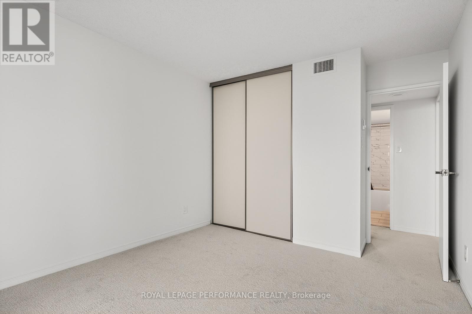 1603 - 160 GEORGE STREET — photo 27