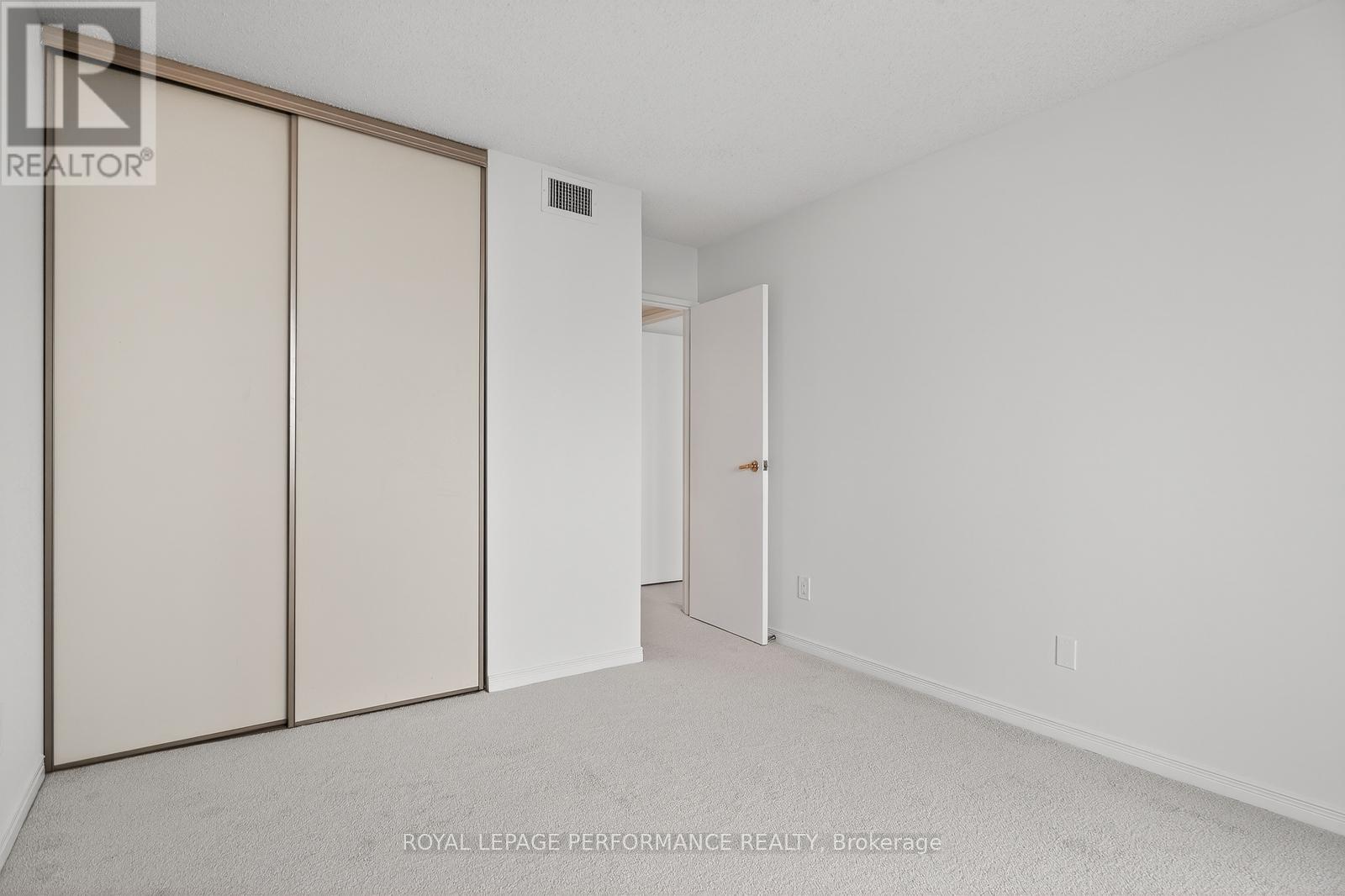 1603 - 160 GEORGE STREET — photo 29