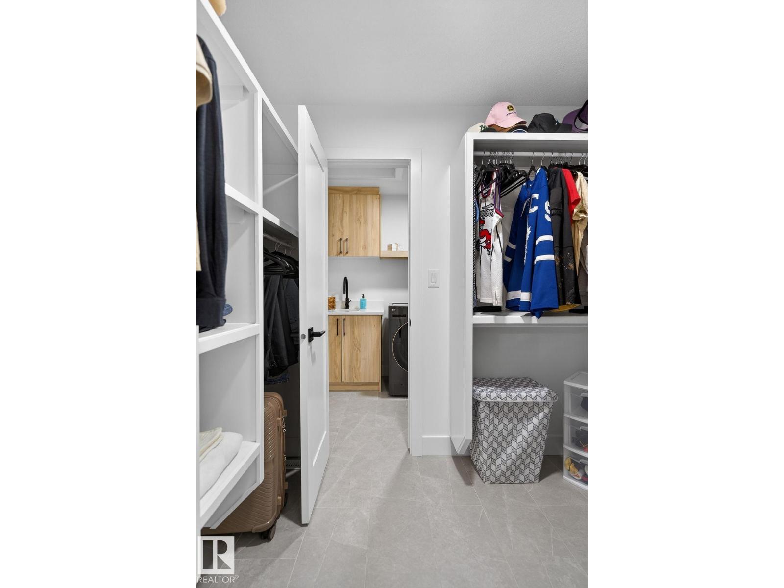 127 HILTON CV - 36