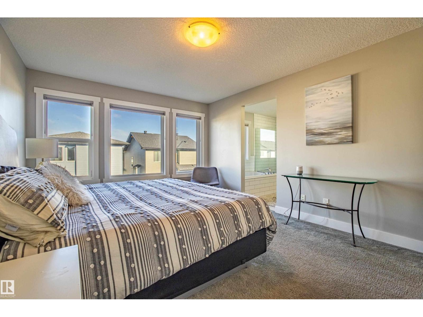 9815 225 ST NW, Edmonton