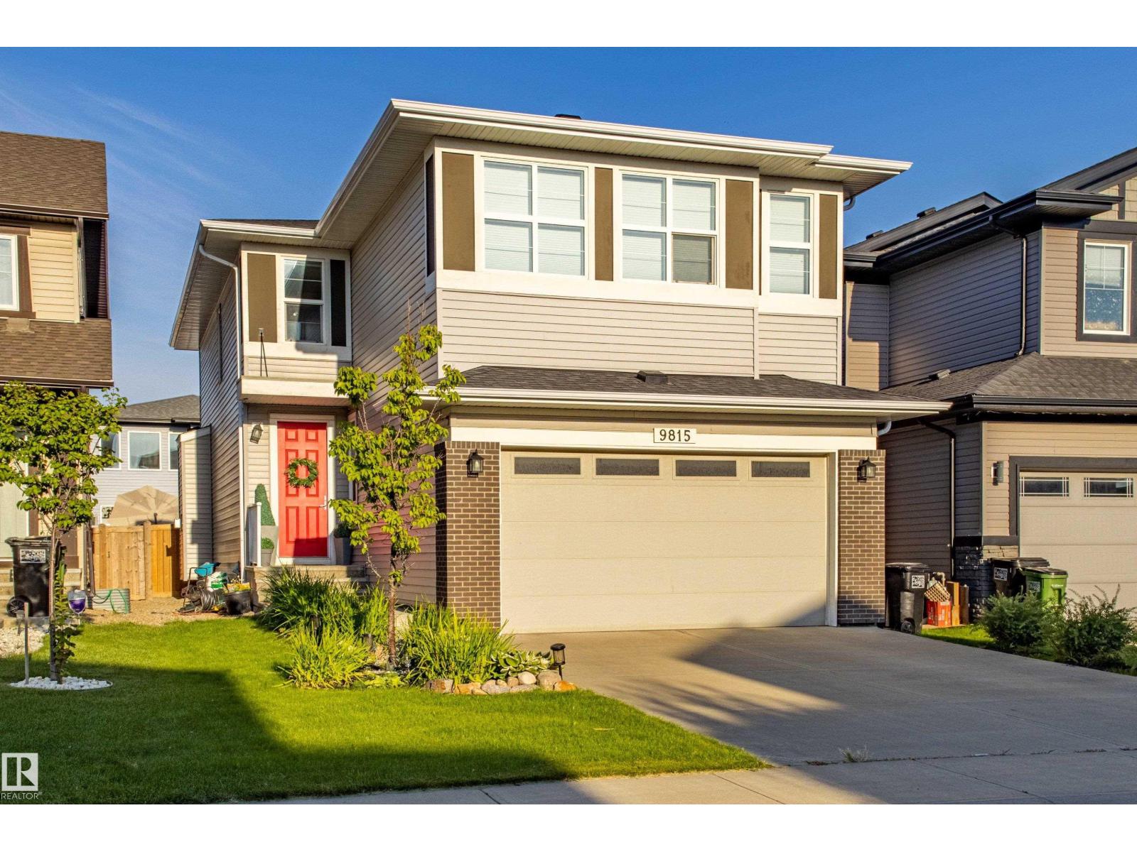 9815 225 ST NW - 2