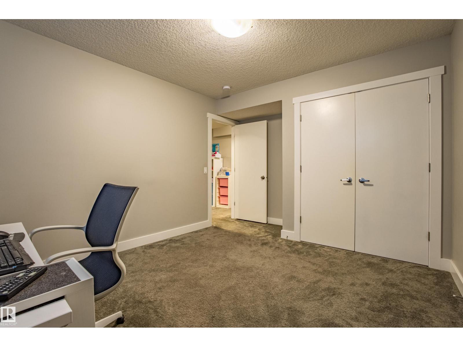 9815 225 ST NW, Edmonton