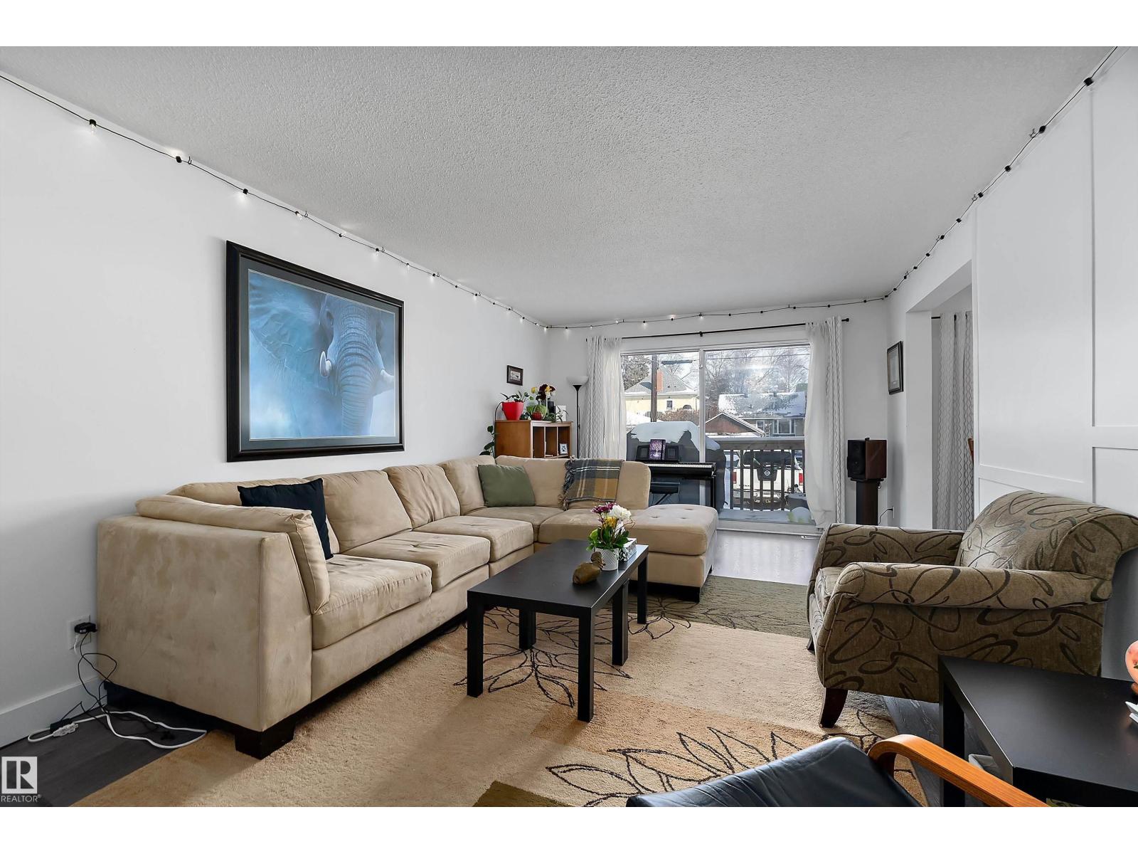 9326 80 AV NW, Edmonton