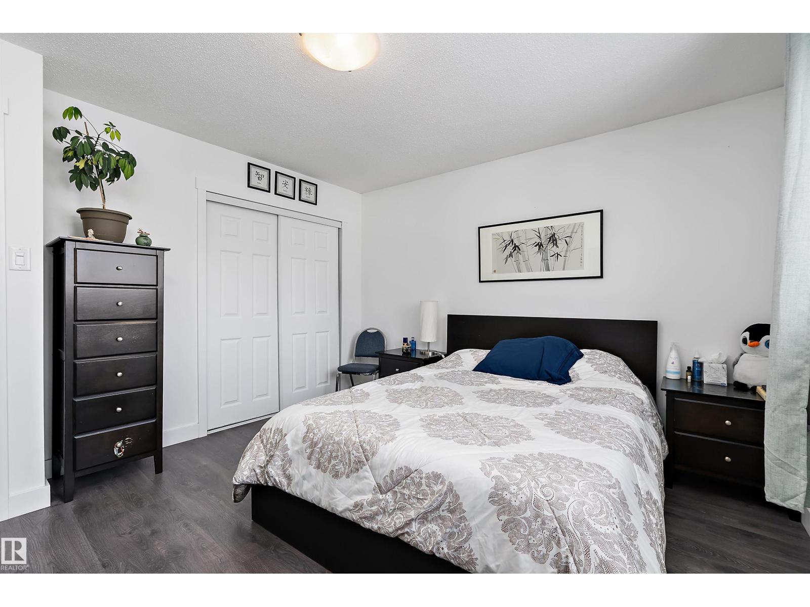 9326 80 AV NW, Edmonton