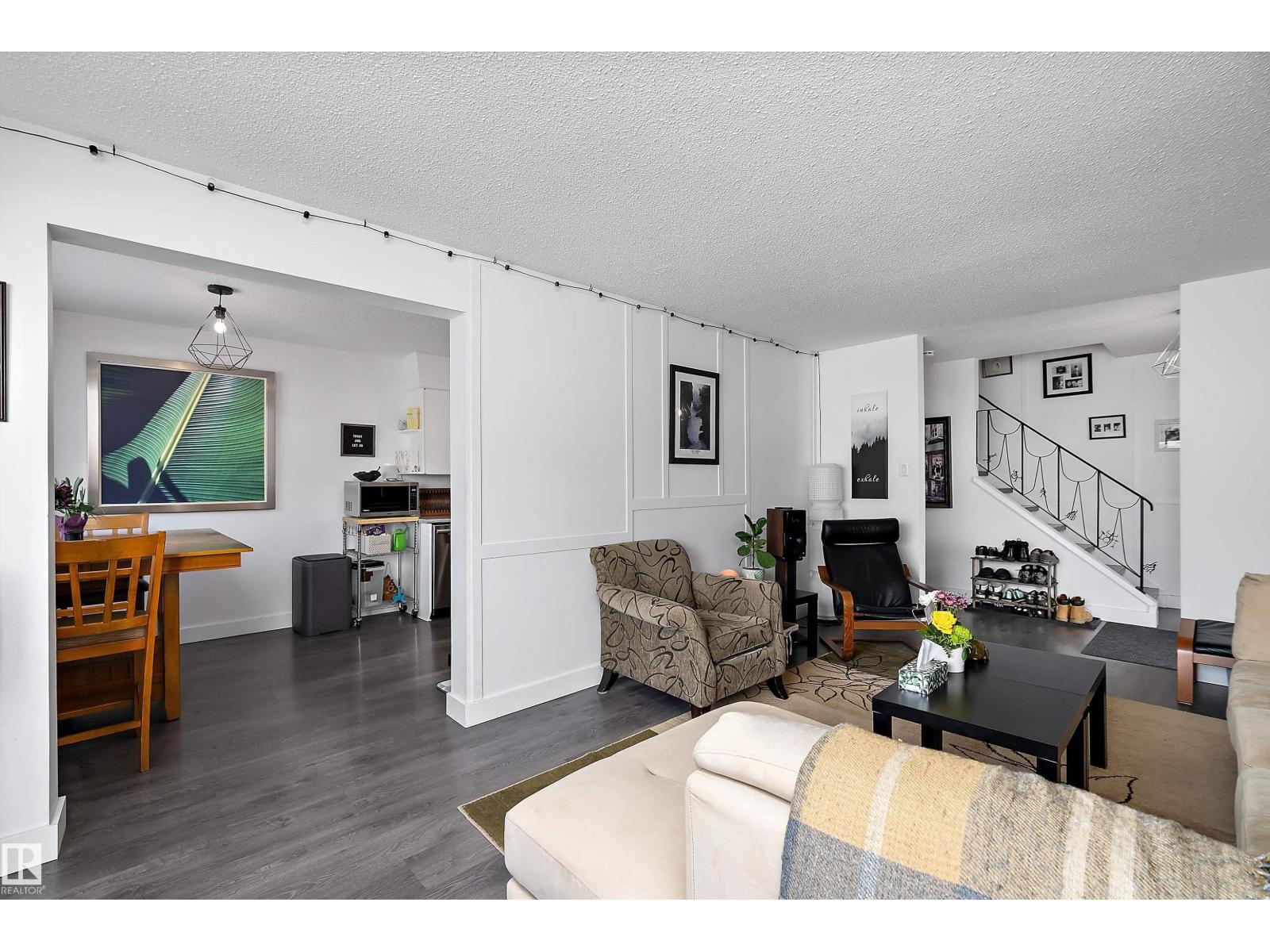 9326 80 AV NW, Edmonton