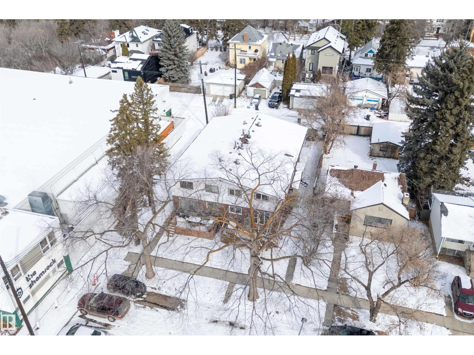 9326 80 AV NW, Edmonton