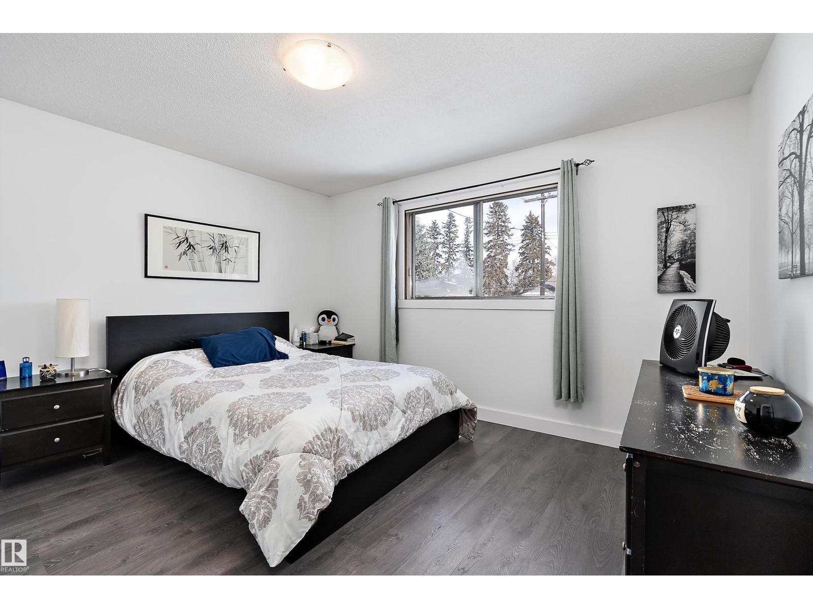 9326 80 AV NW, Edmonton