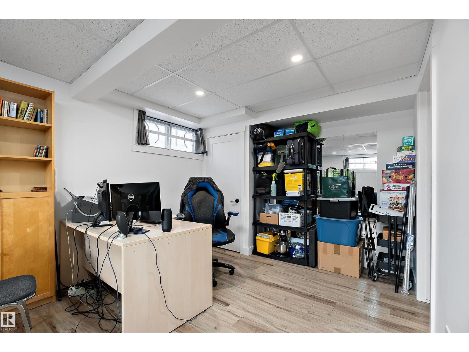 9326 80 AV NW, Edmonton