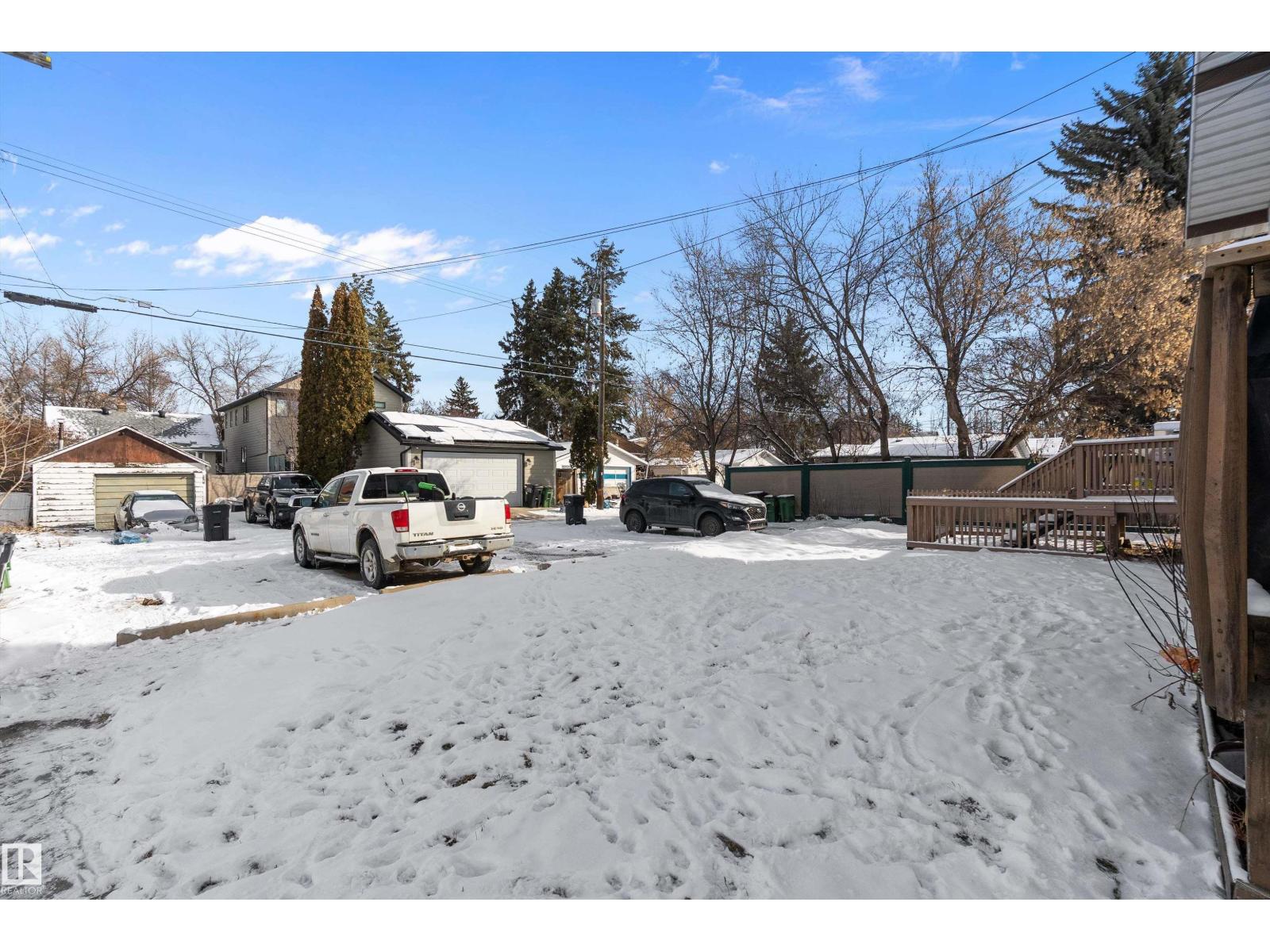 9326 80 AV NW, Edmonton