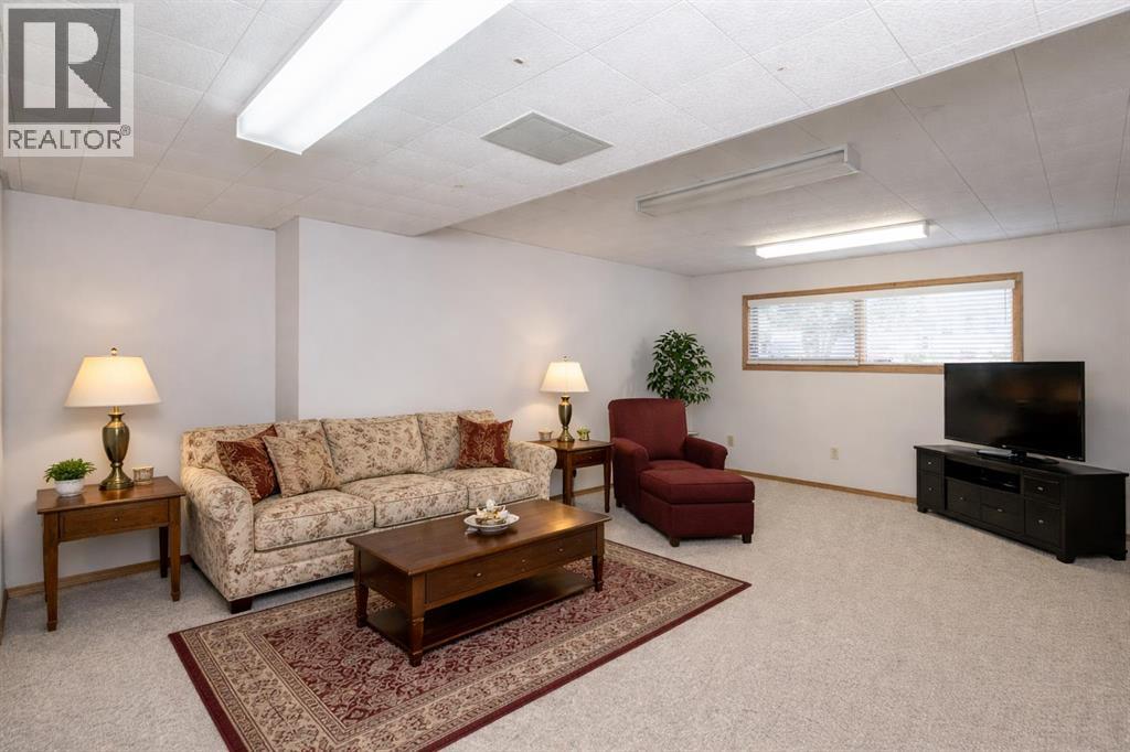 5319 37 Street, Innisfail