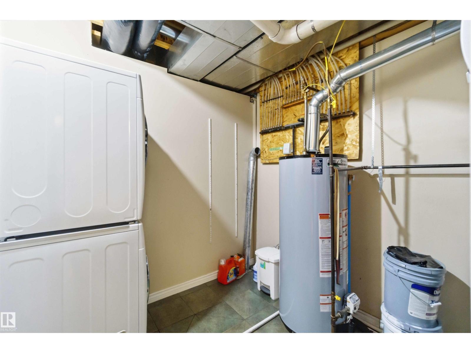 1324 116 ST NW, Edmonton