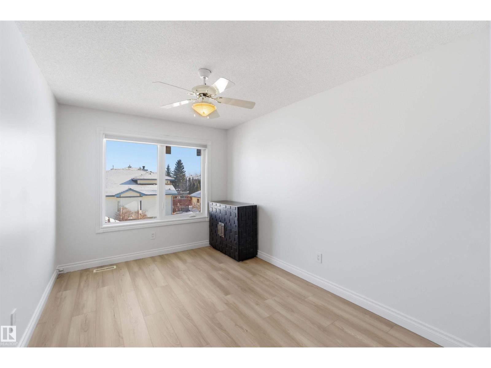 1324 116 ST NW, Edmonton