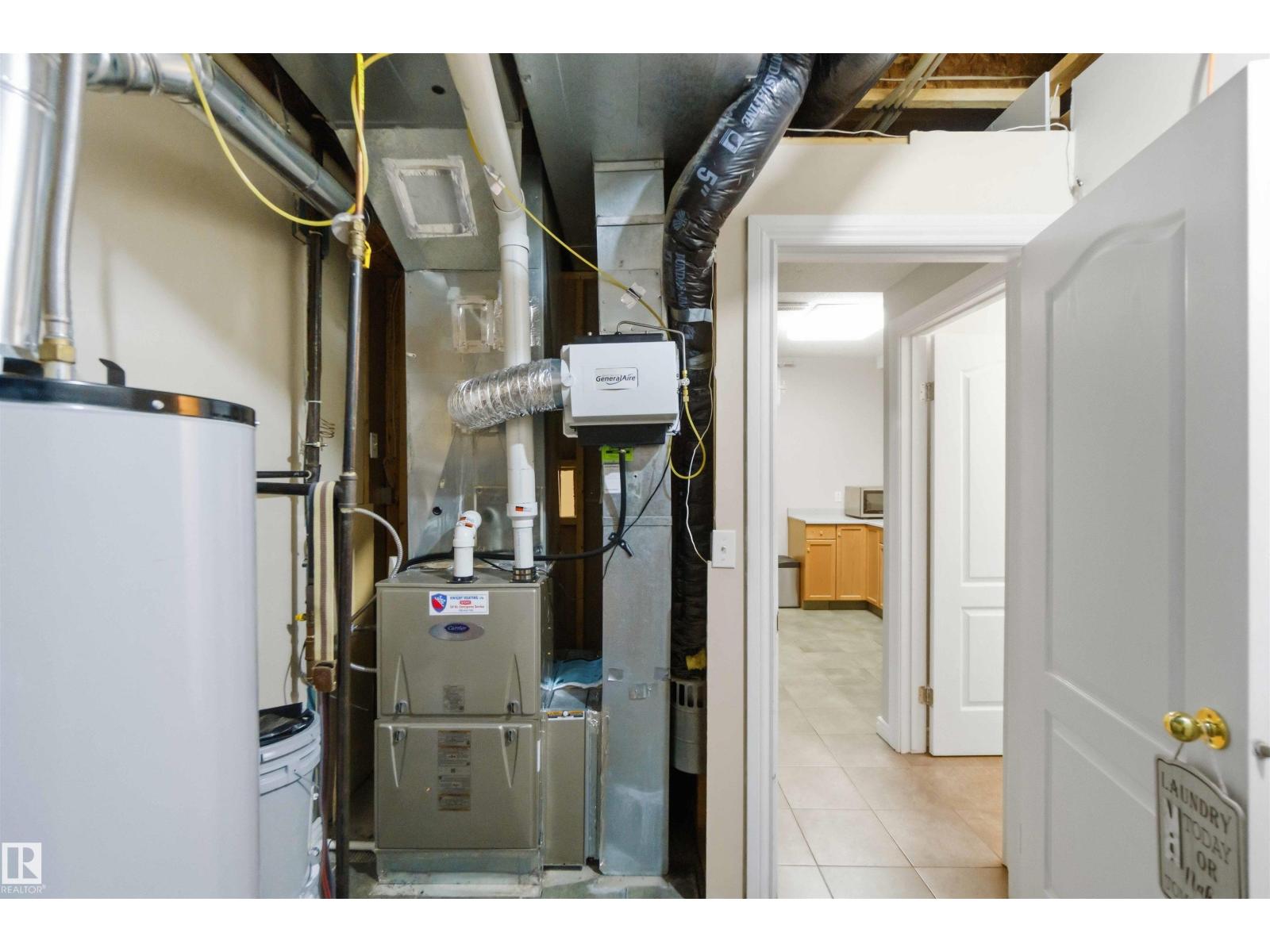 1324 116 ST NW, Edmonton