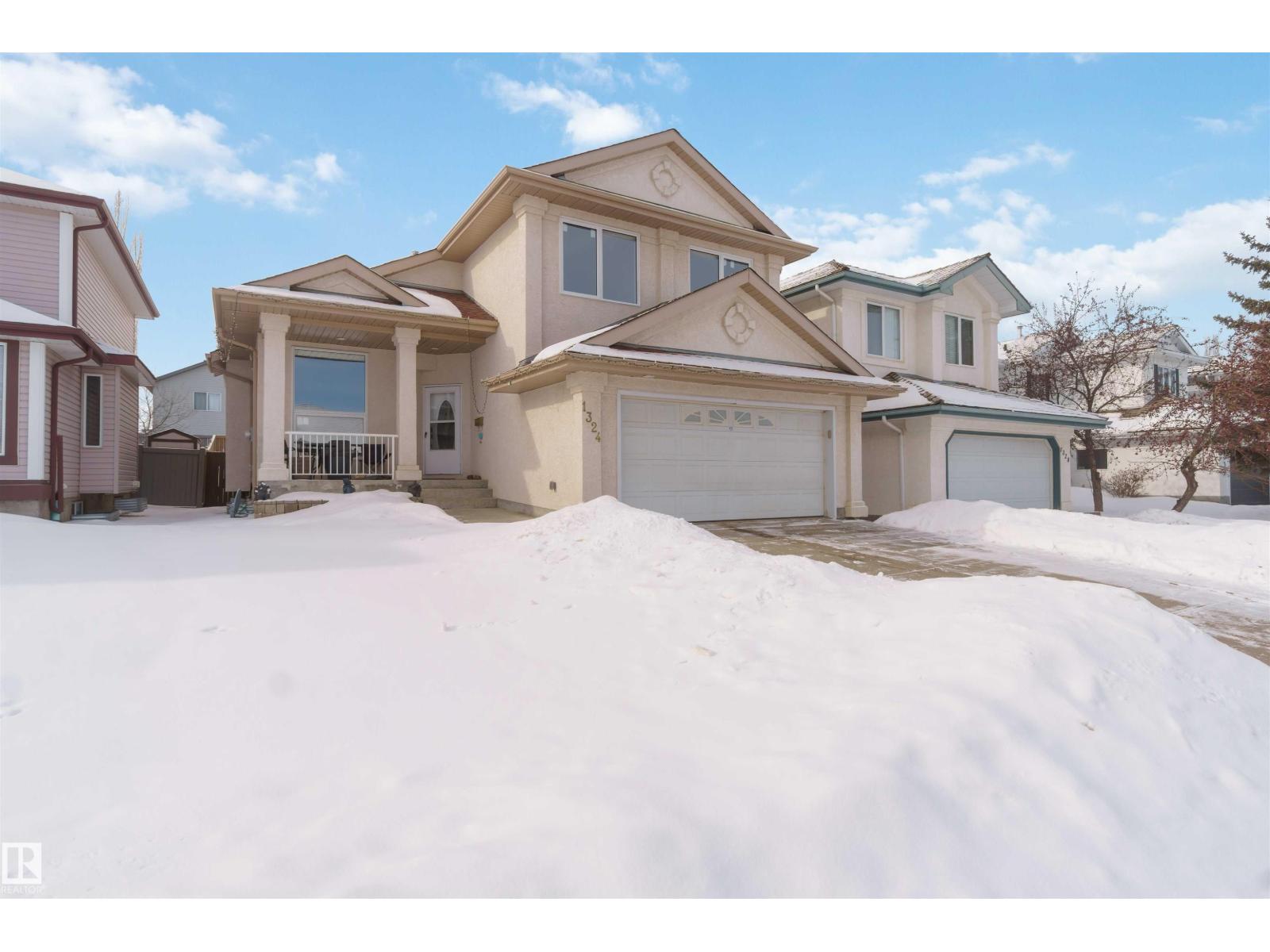 1324 116 ST NW, Edmonton