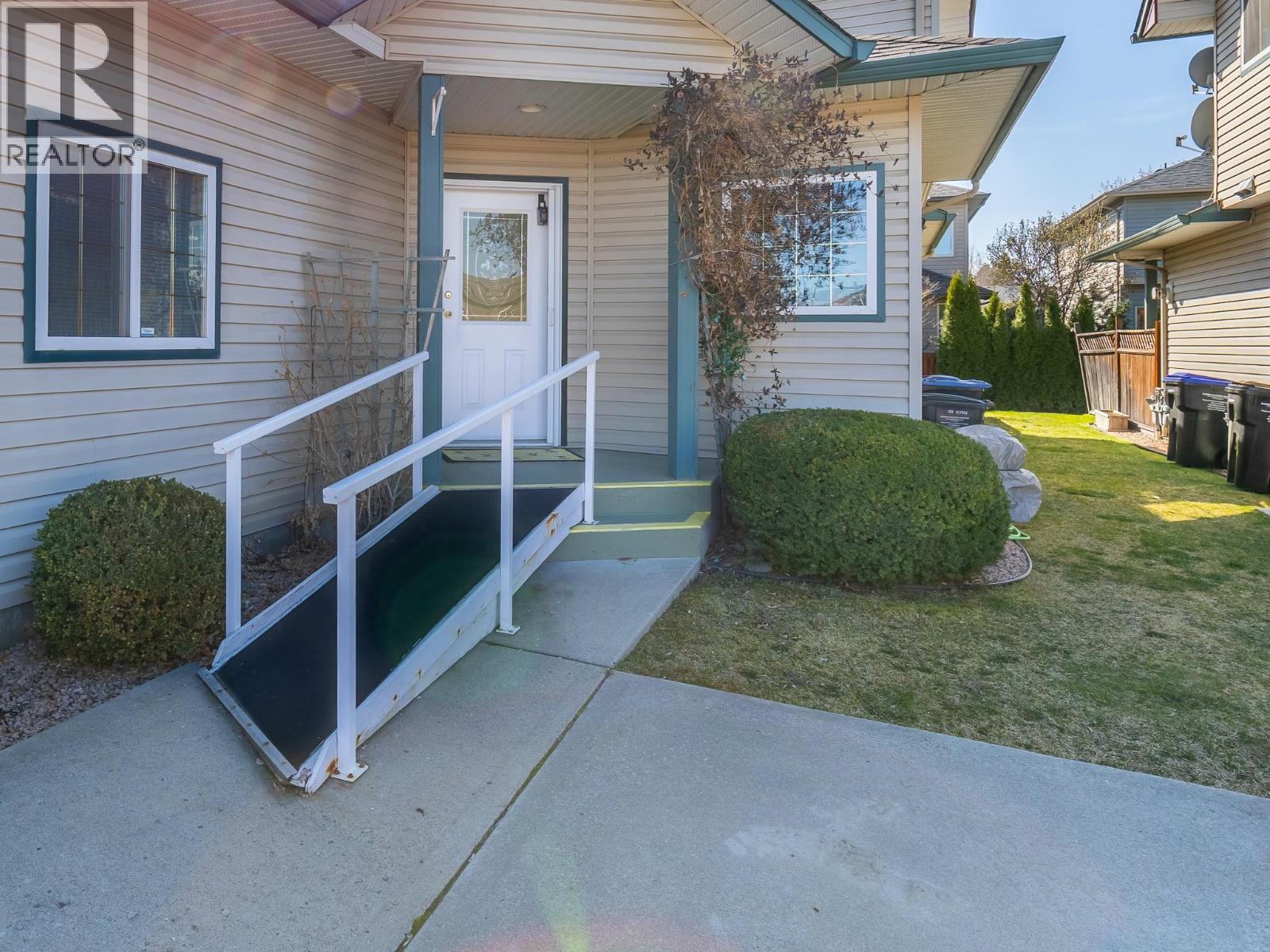 11387 Bottom Wood Lake Road Unit# 104, Lake Country