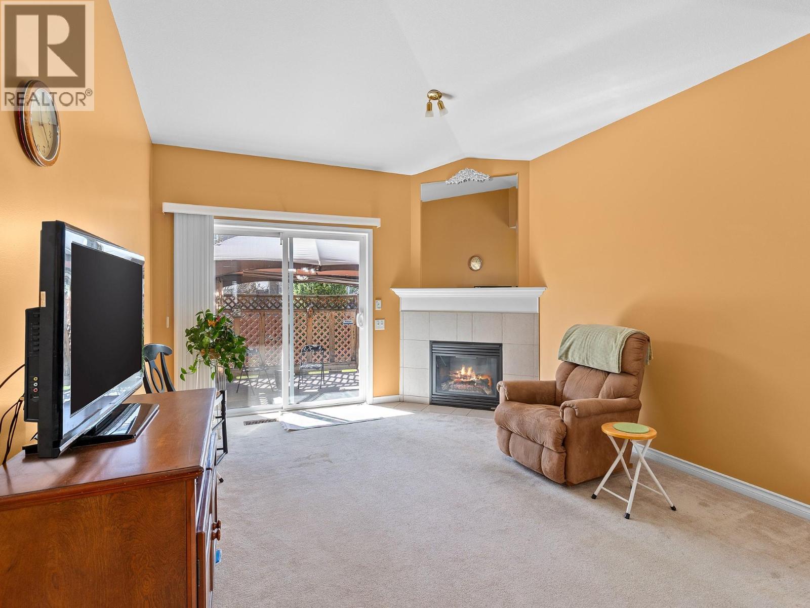 11387 Bottom Wood Lake Road Unit# 104, Lake Country