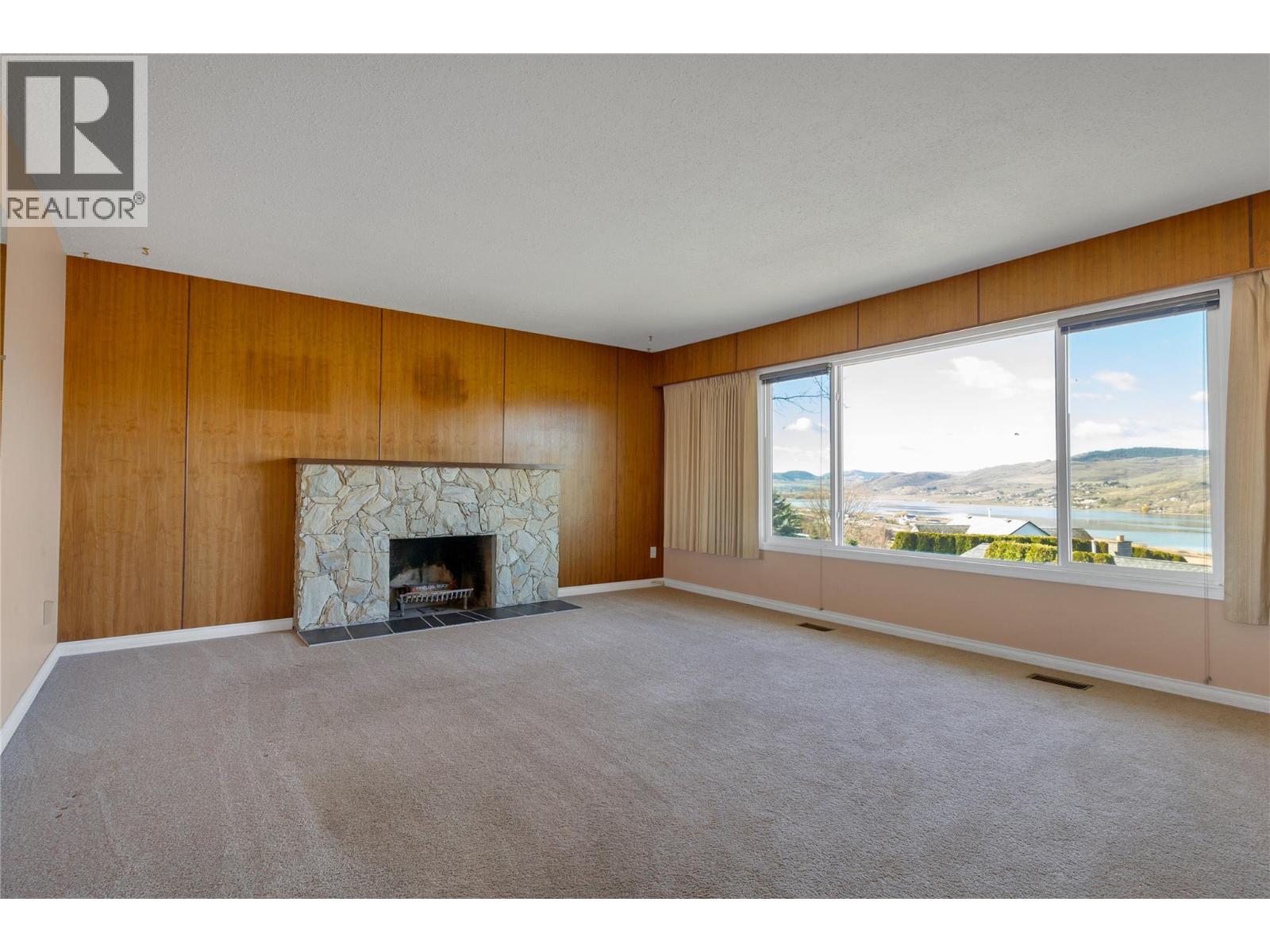 7515 L & A Road, Vernon