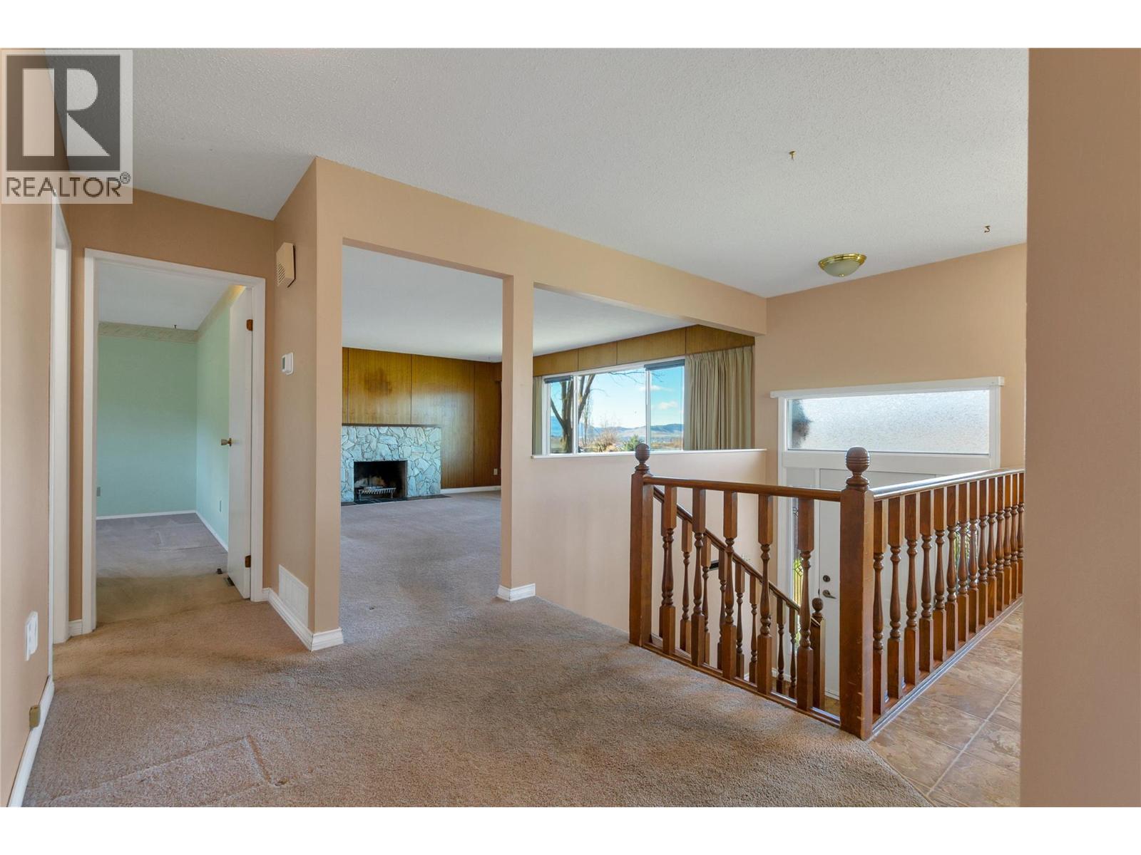 7515 L & A Road, Vernon