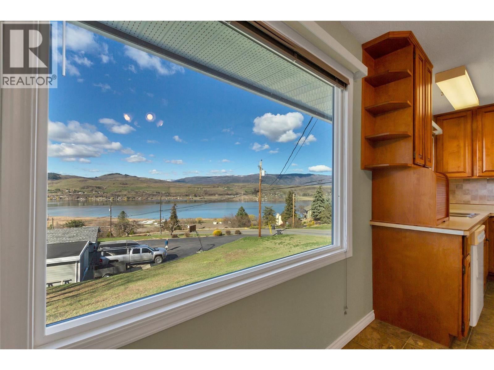 7515 L & A Road, Vernon