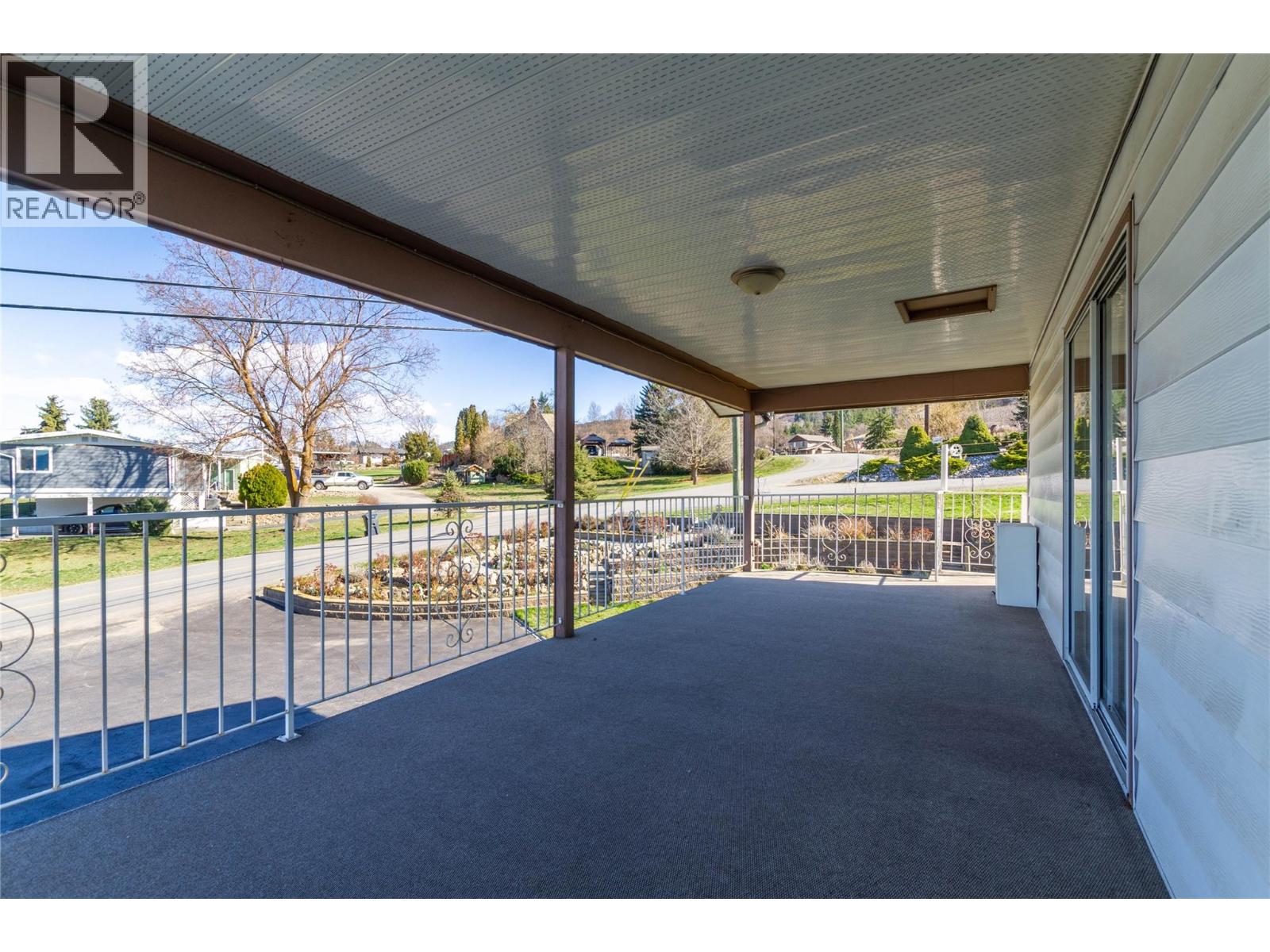 7515 L & A Road, Vernon