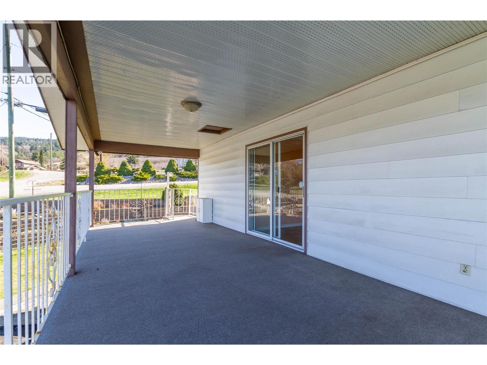 7515 L & A Road, Vernon