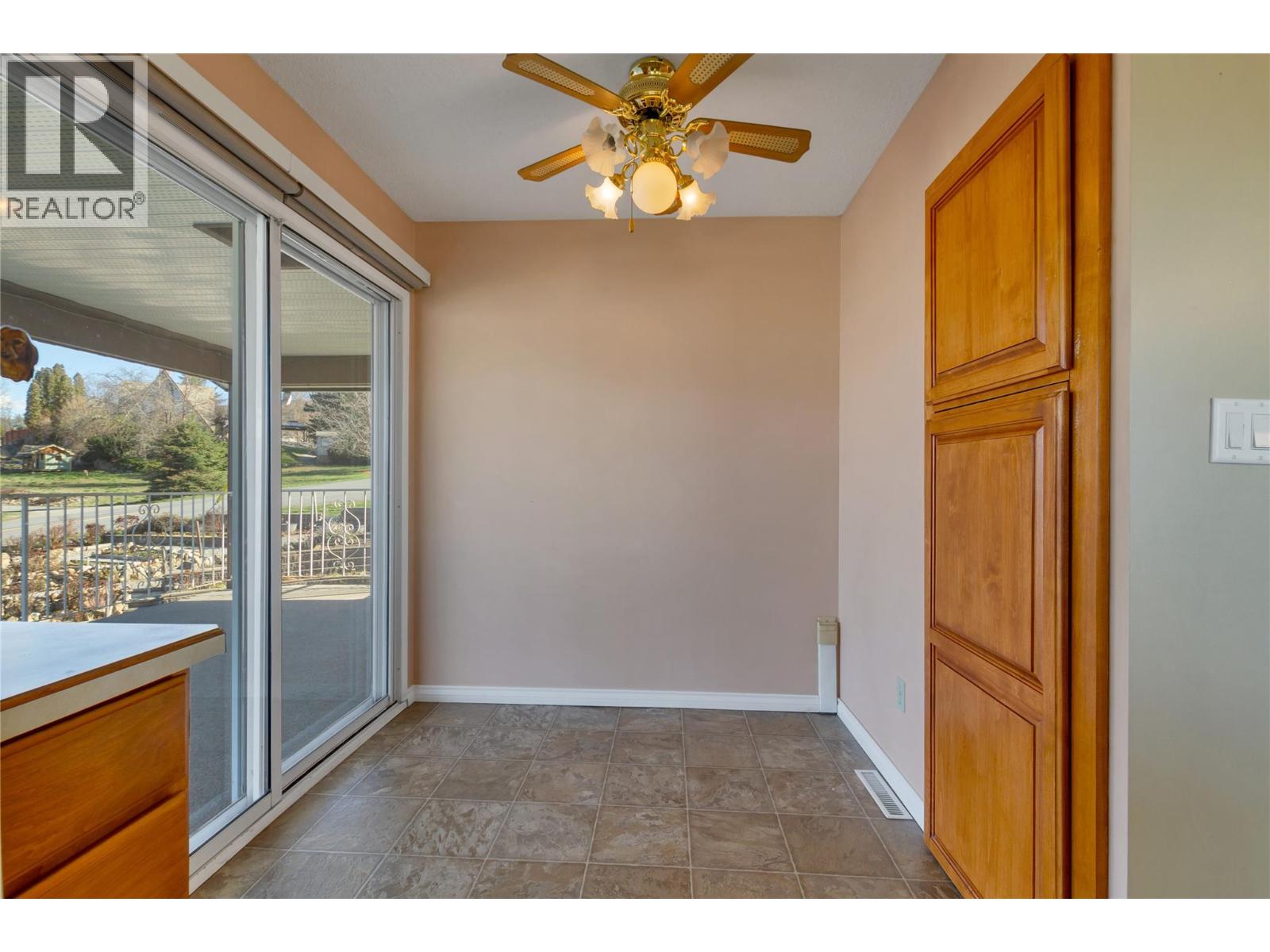 7515 L & A Road, Vernon