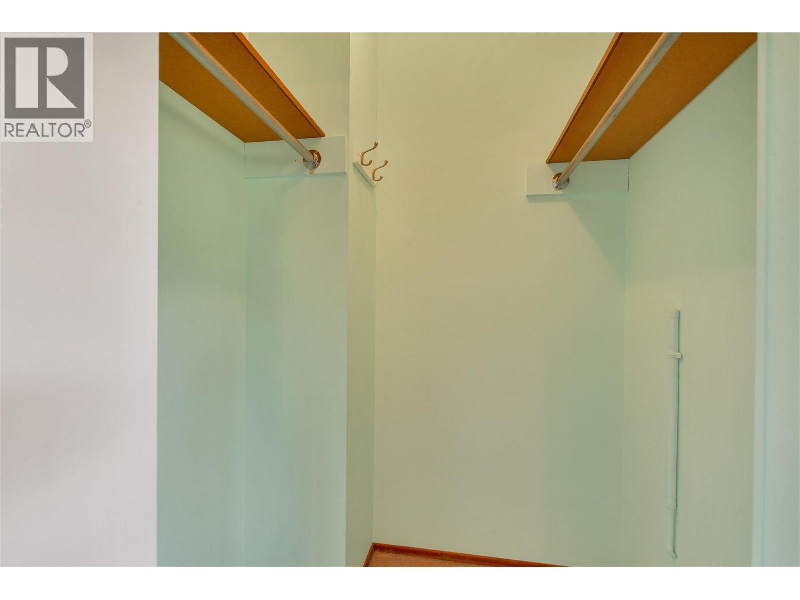 7515 L & A Road, Vernon