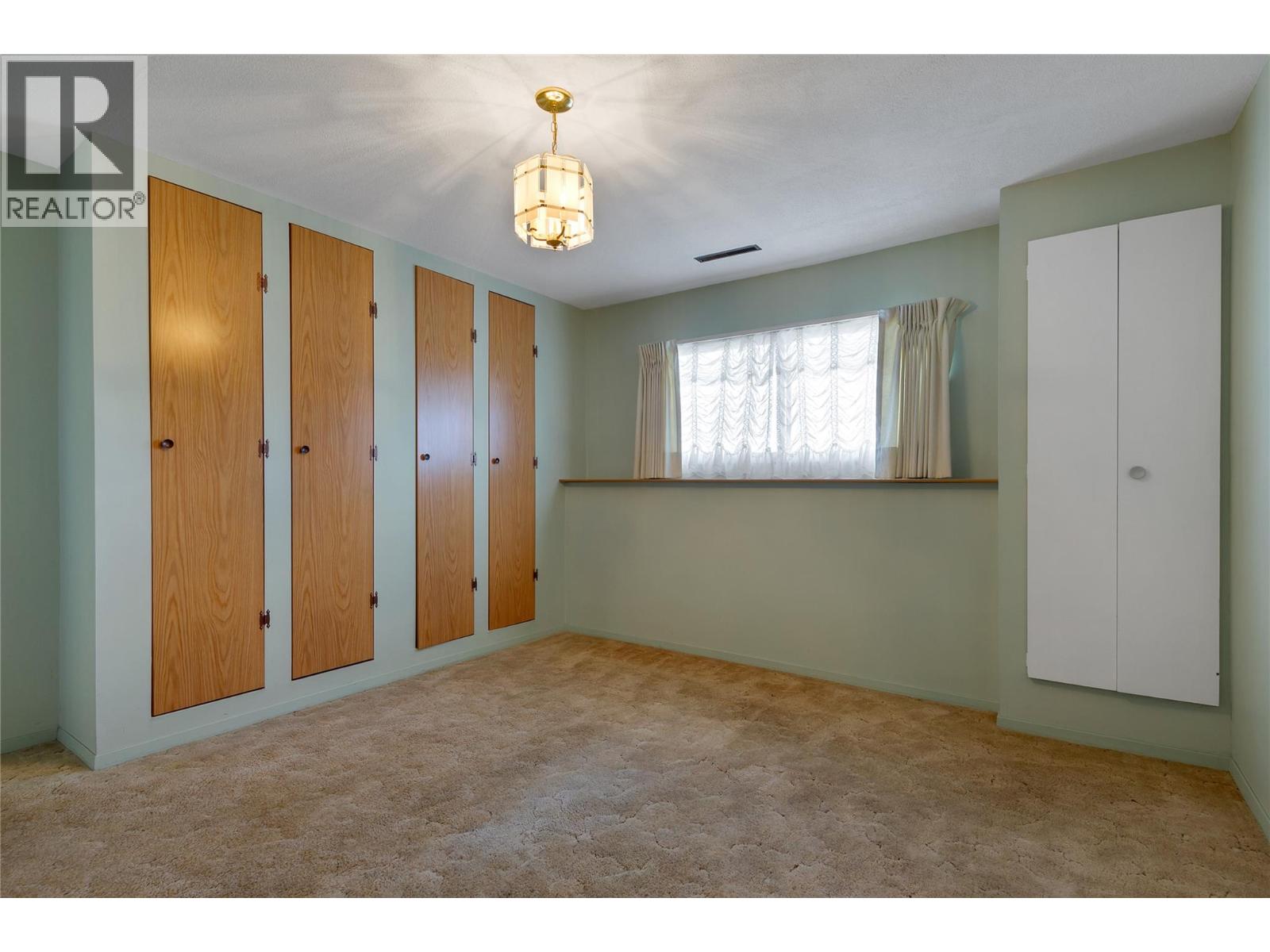 7515 L & A Road, Vernon