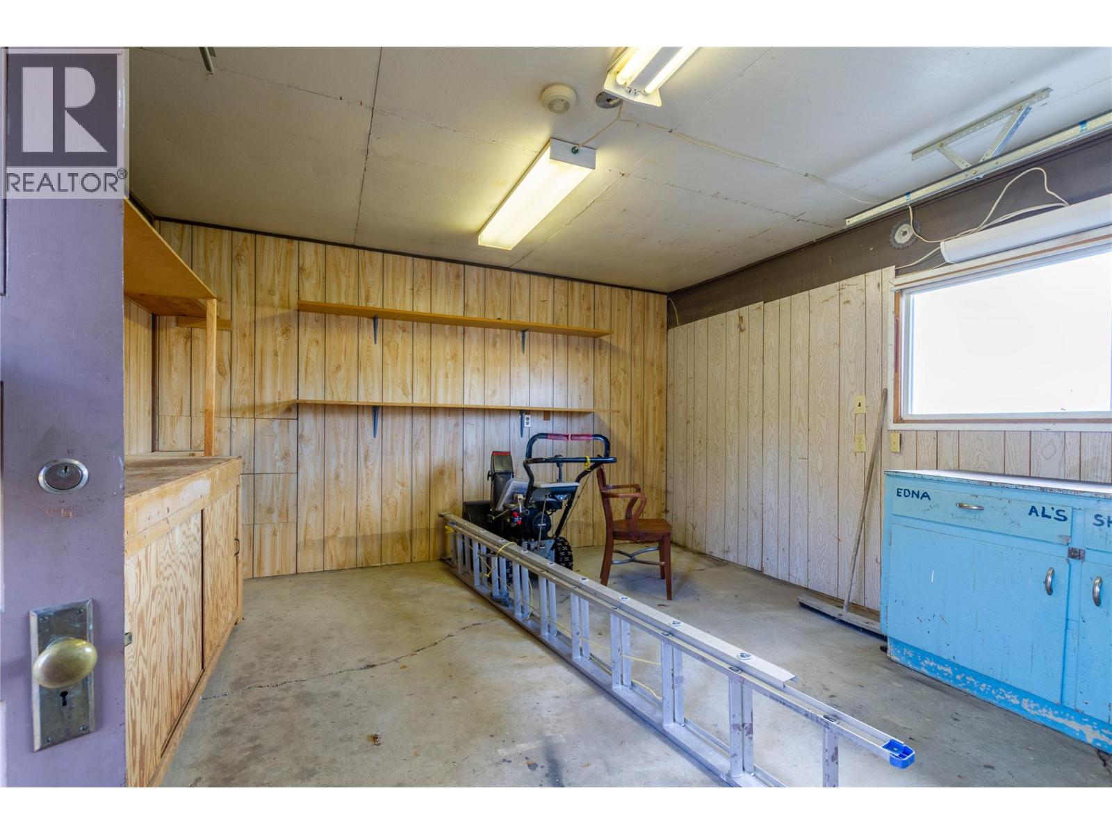 7515 L & A Road, Vernon