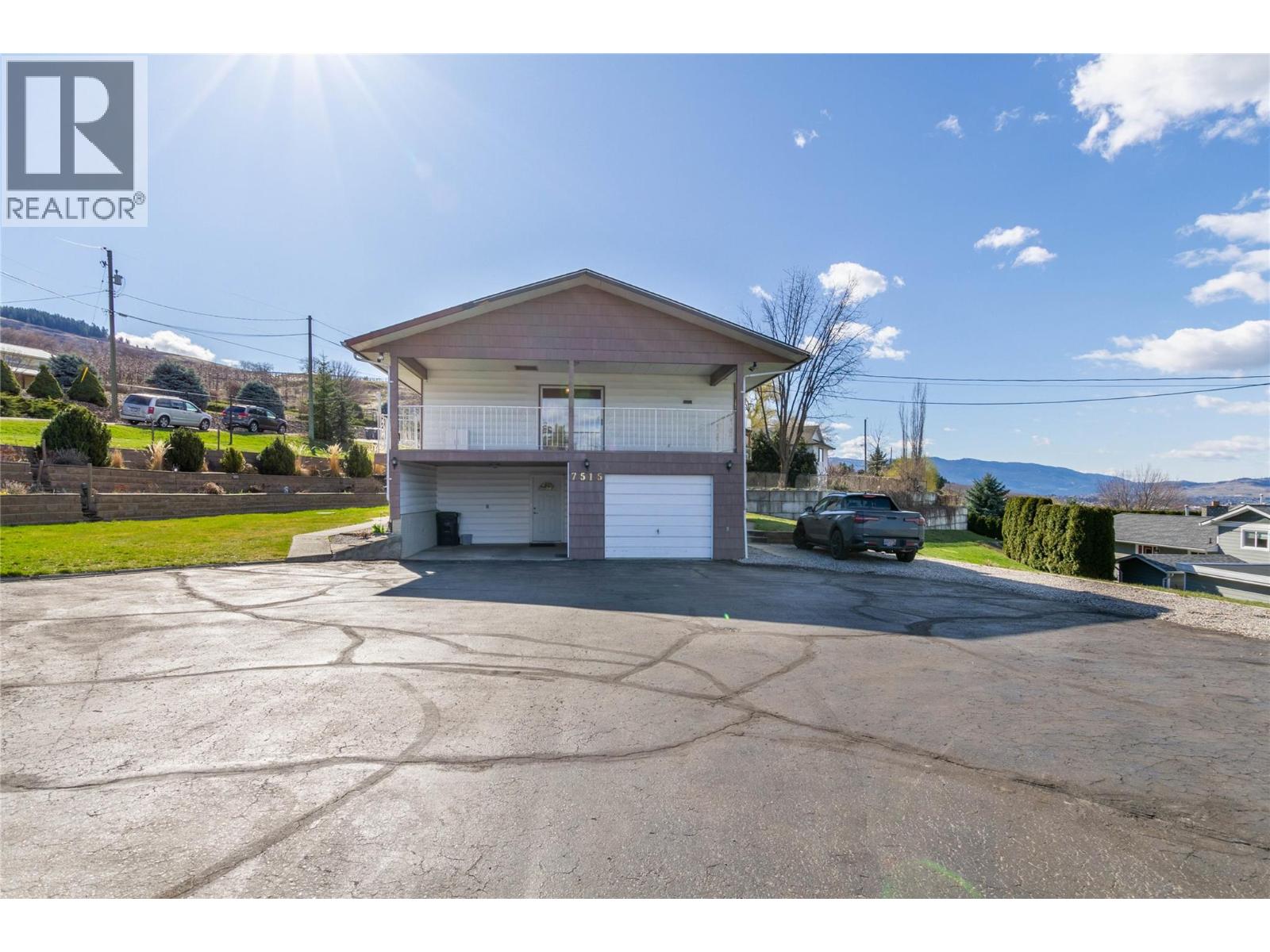 7515 L & A Road, Vernon