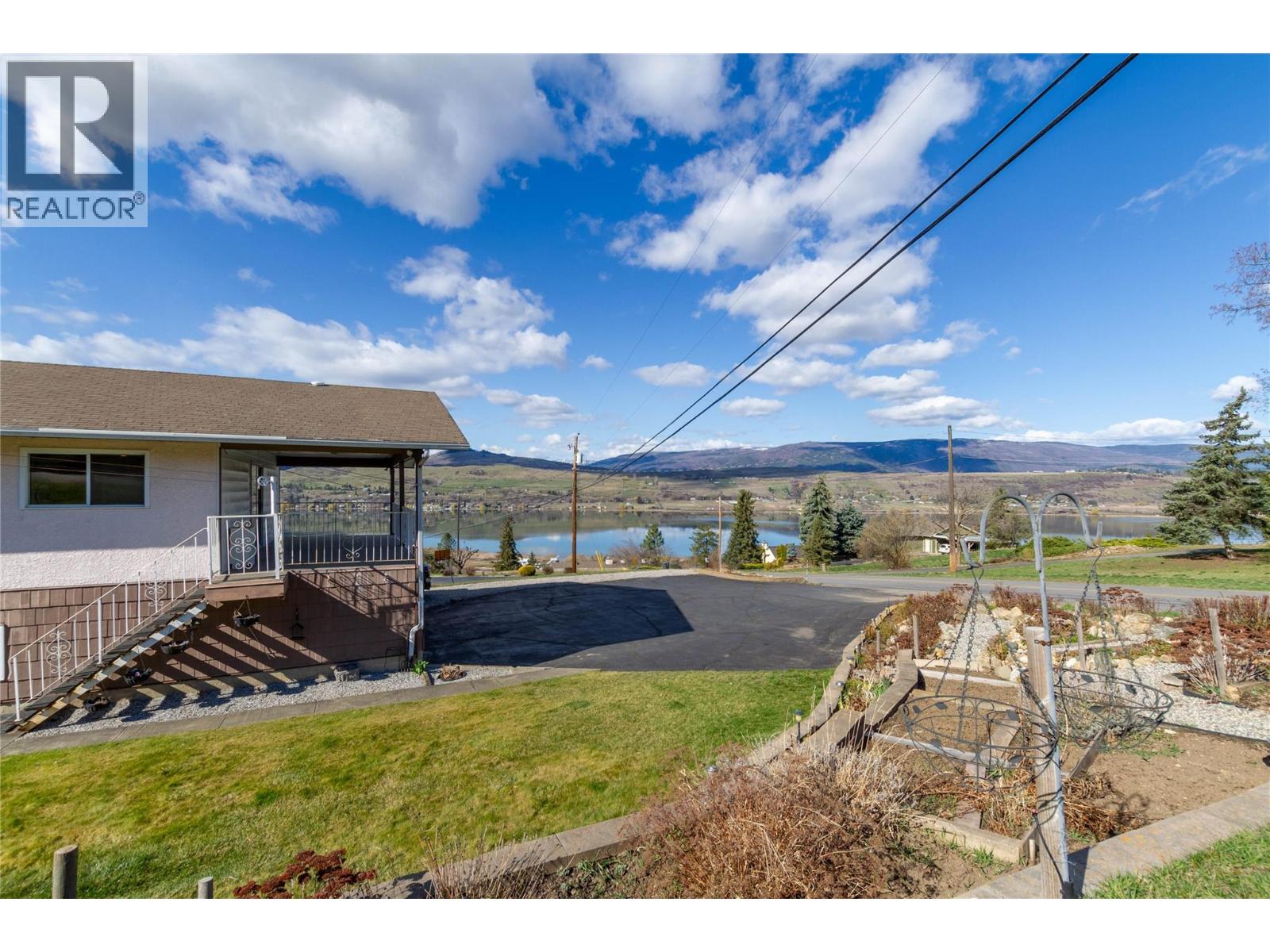 7515 L & A Road, Vernon