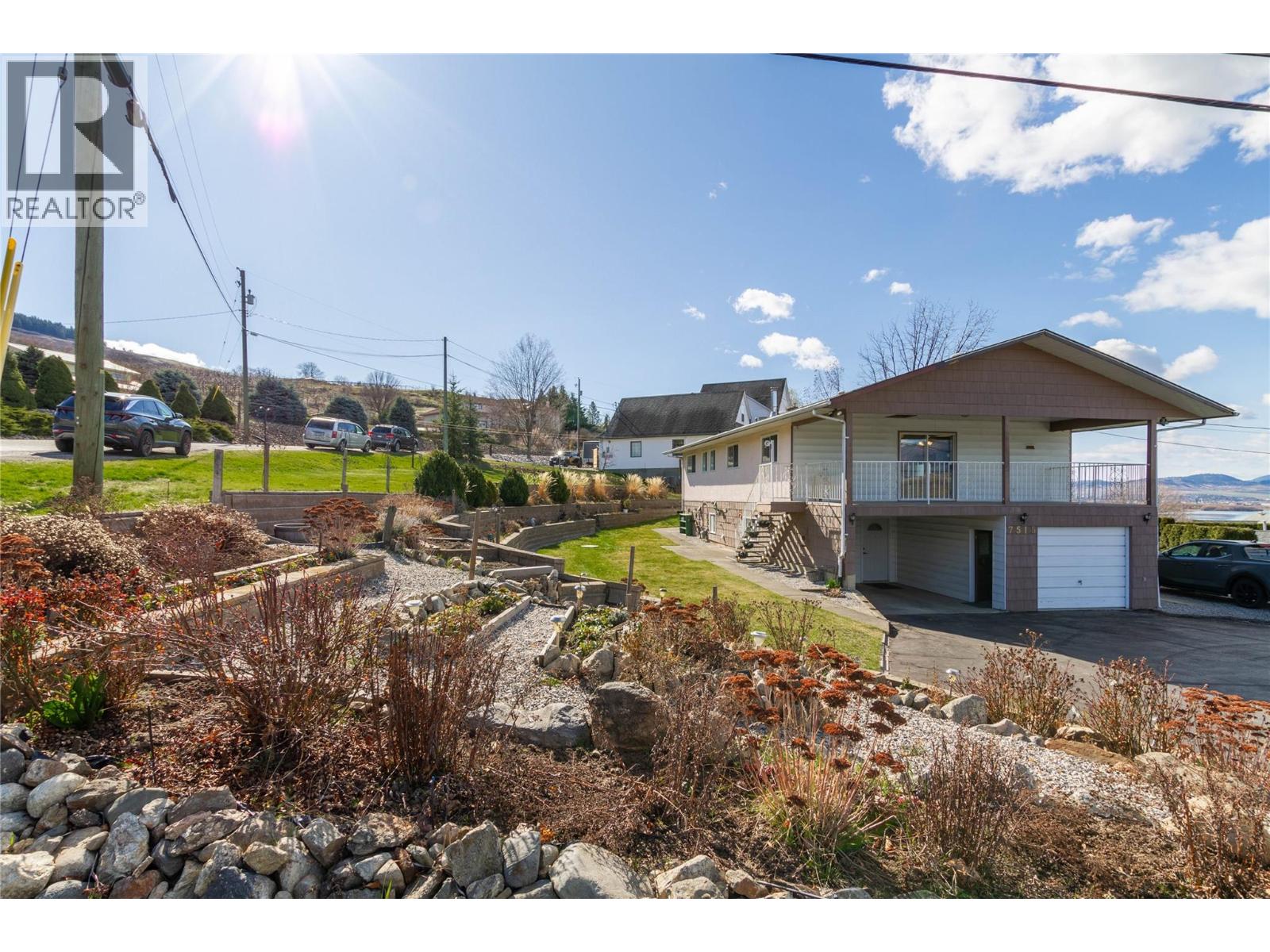 7515 L & A Road, Vernon