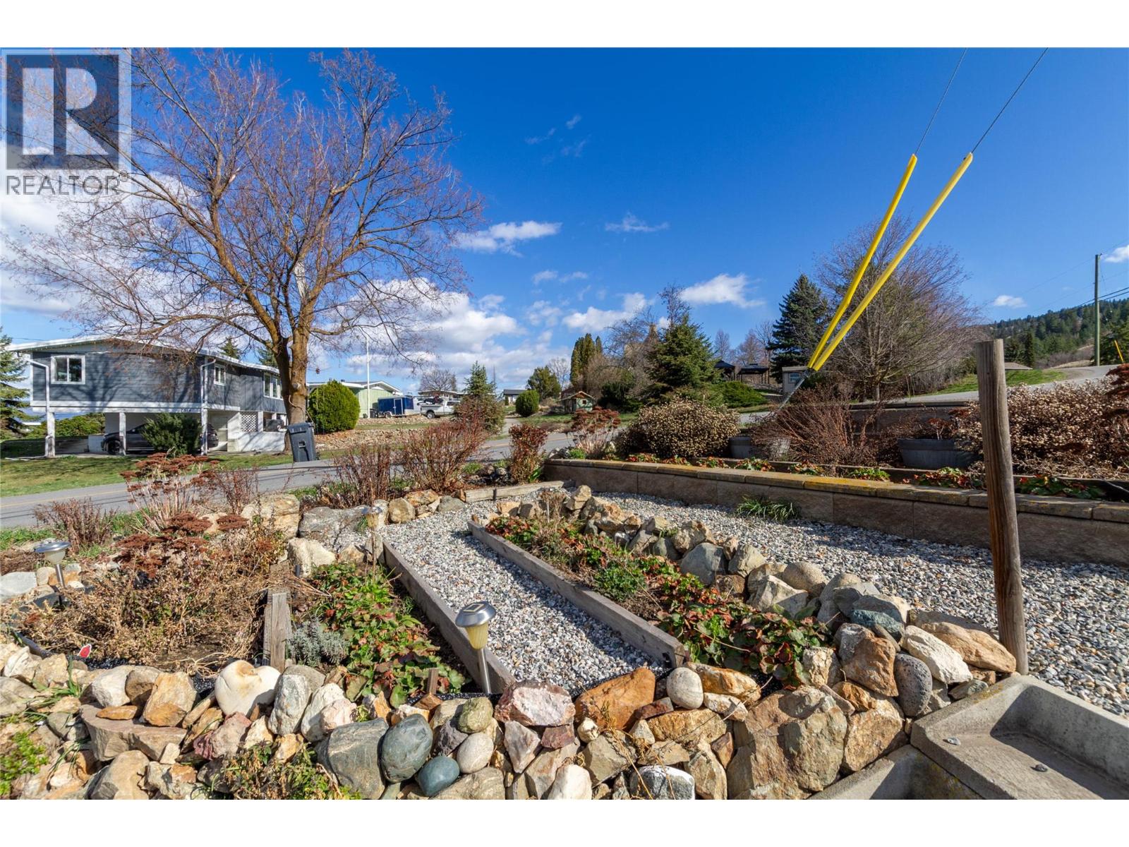 7515 L & A Road, Vernon