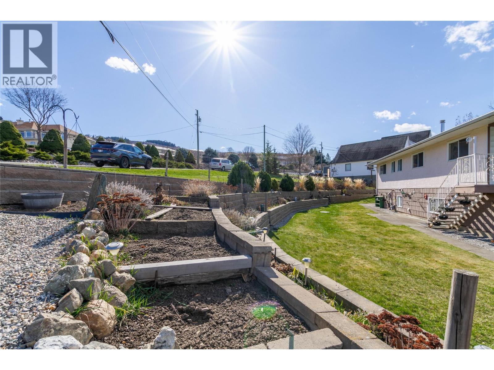 7515 L & A Road, Vernon