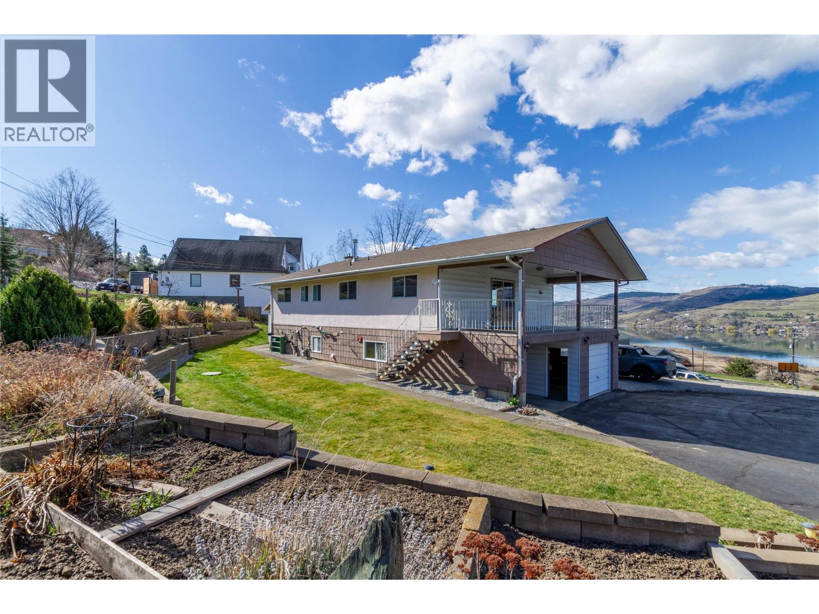 7515 L & A Road, Vernon