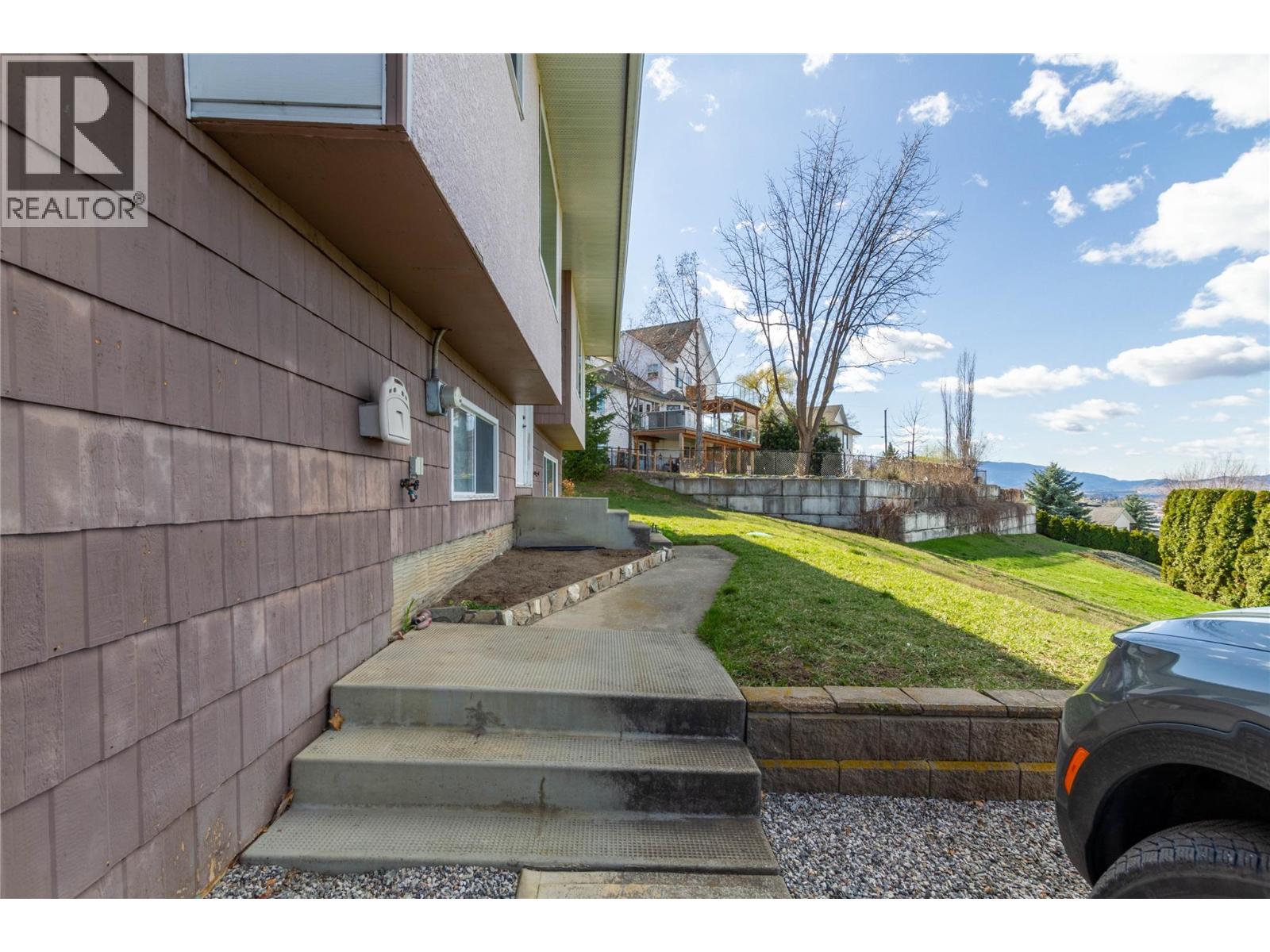 7515 L & A Road, Vernon