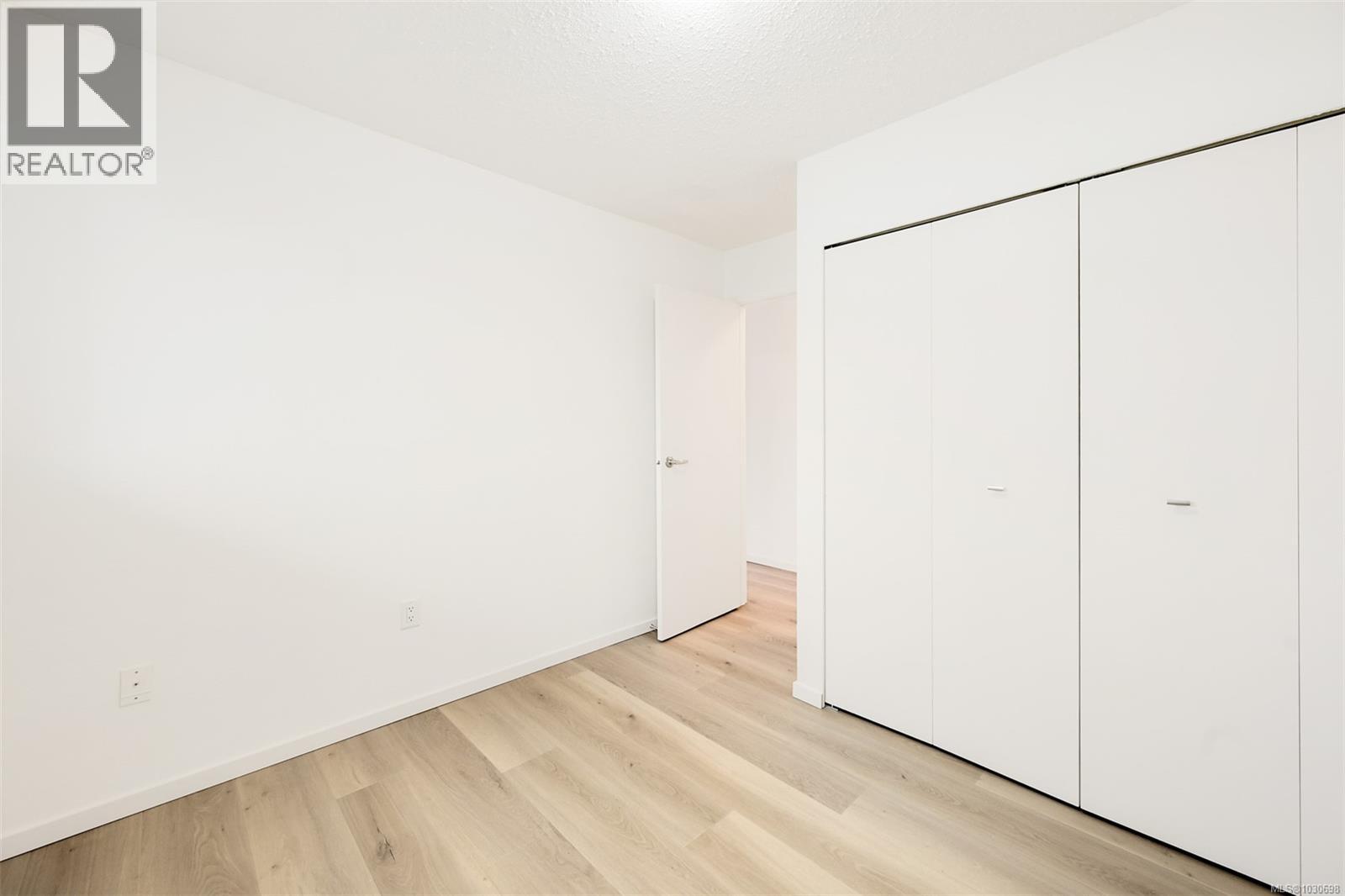 #206 2610 GRAHAM ST - 20