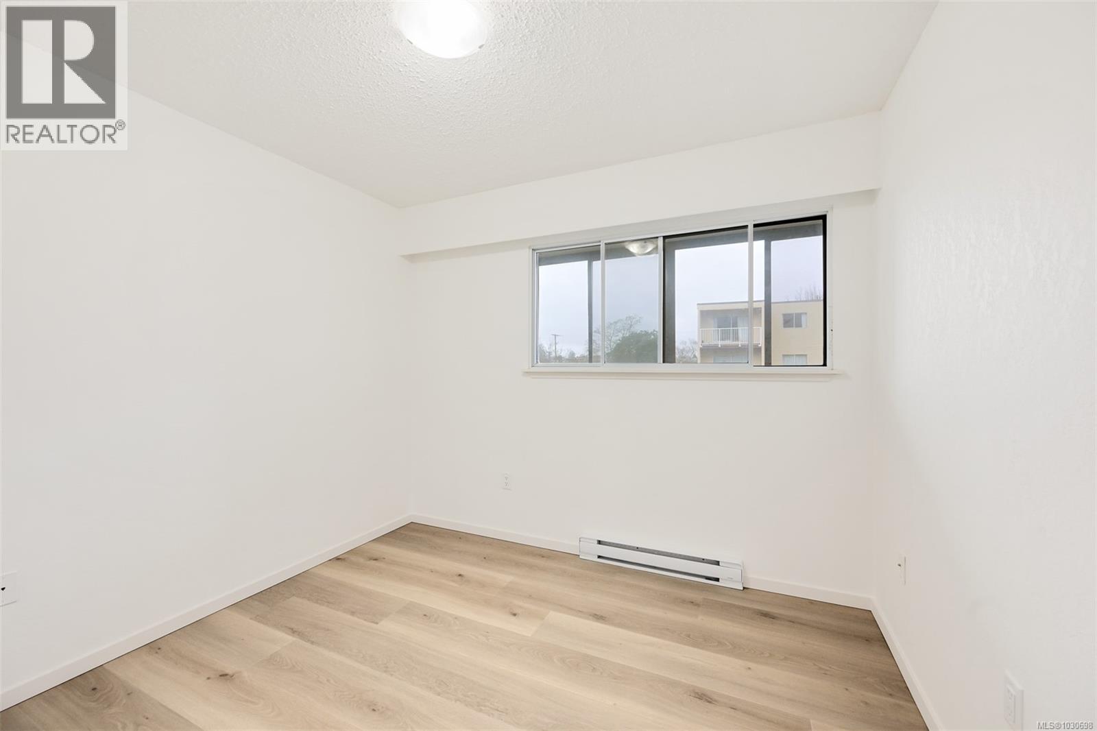 #206 2610 GRAHAM ST - 22