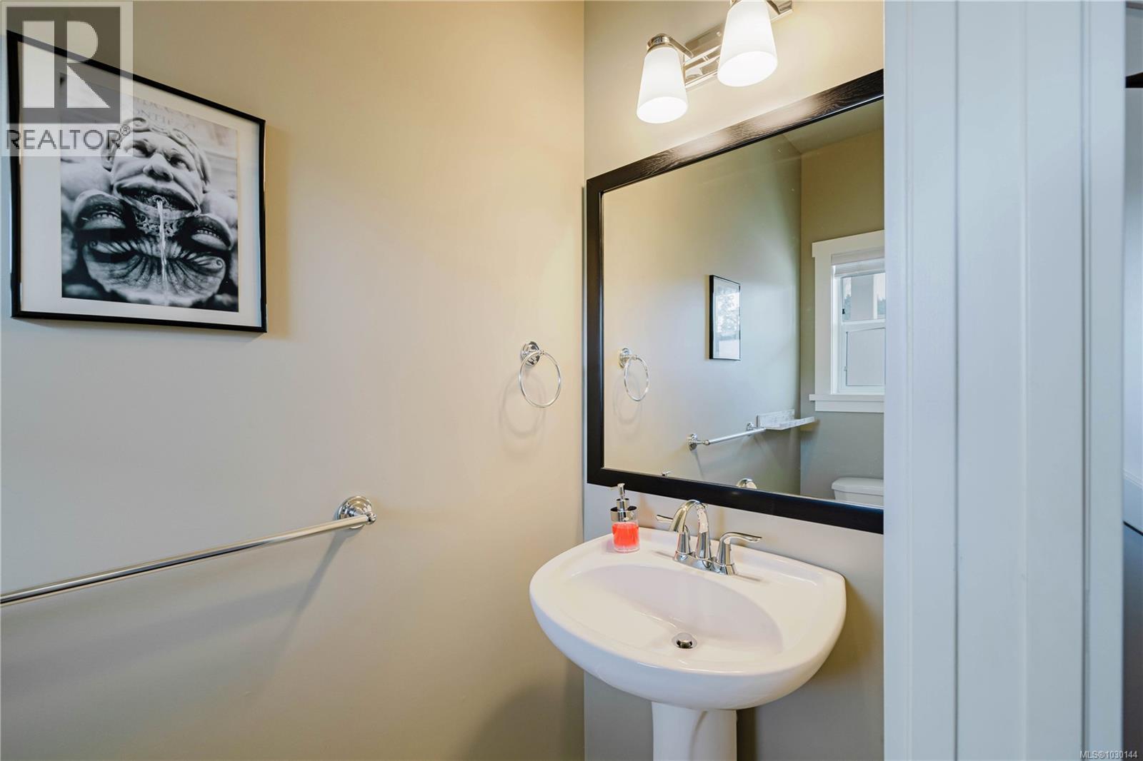 3087 Alouette Dr, Langford