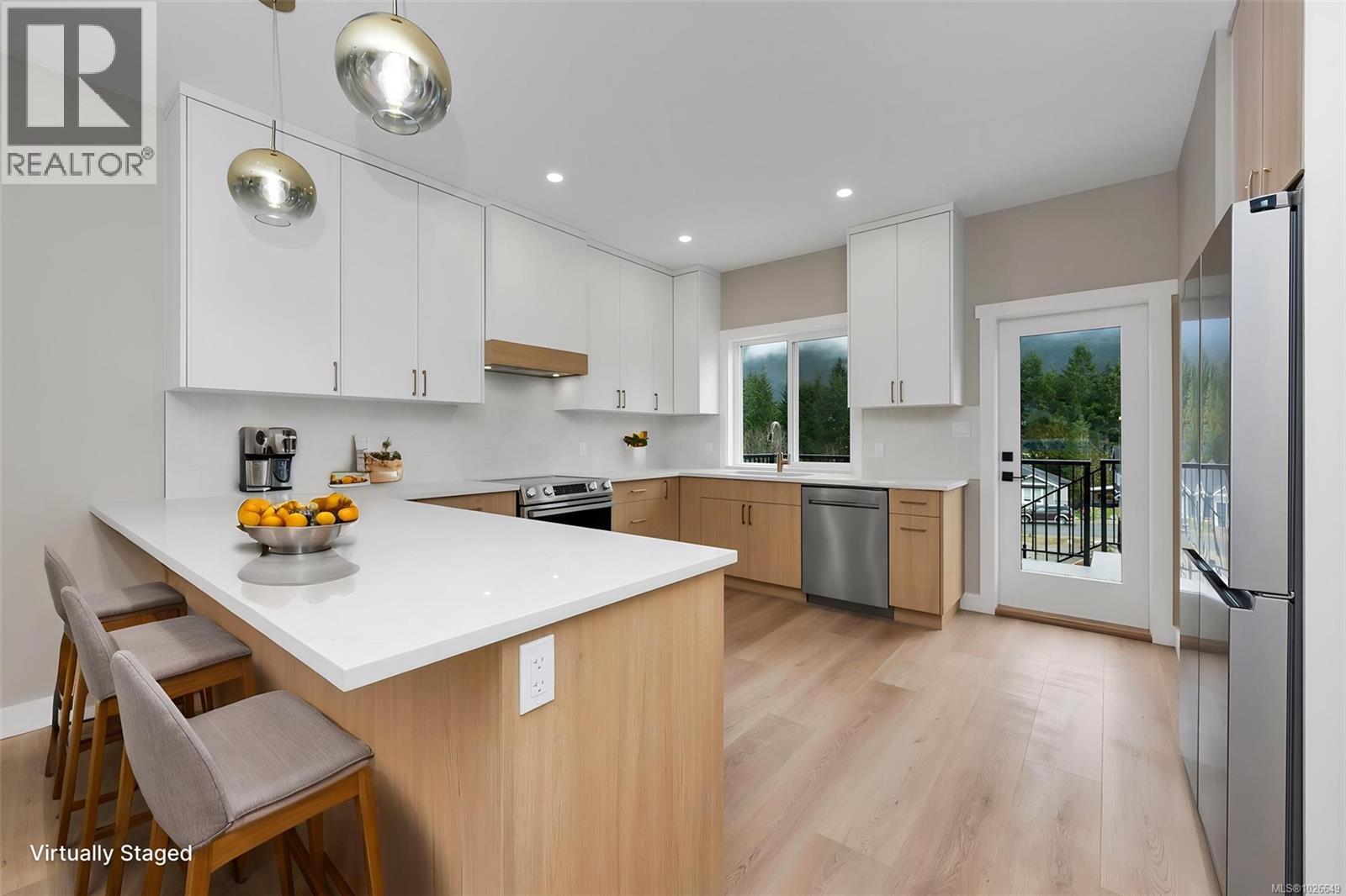 155 Maplewood Rise, Lake Cowichan