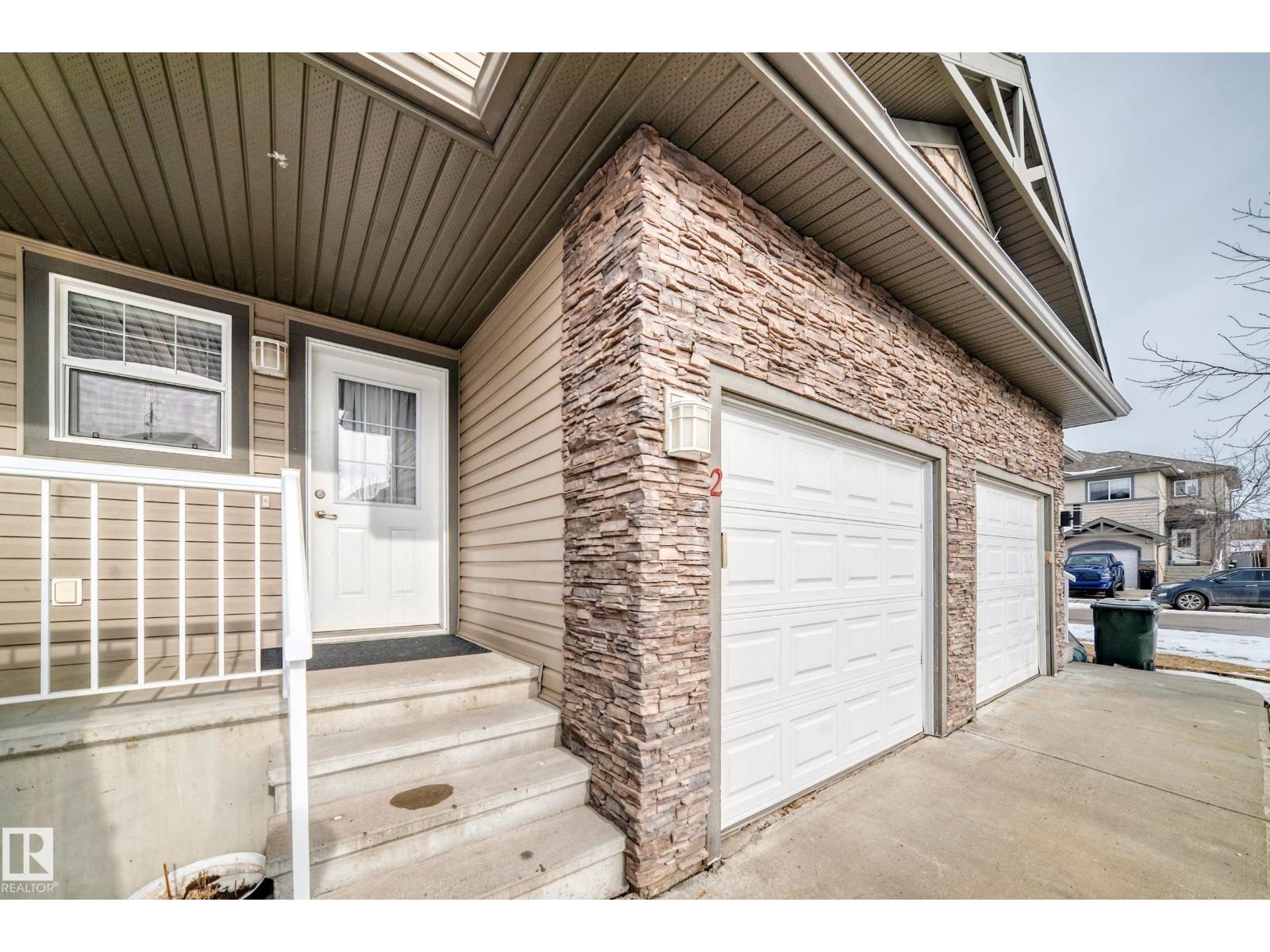 2 HARTWICK LO, Spruce Grove