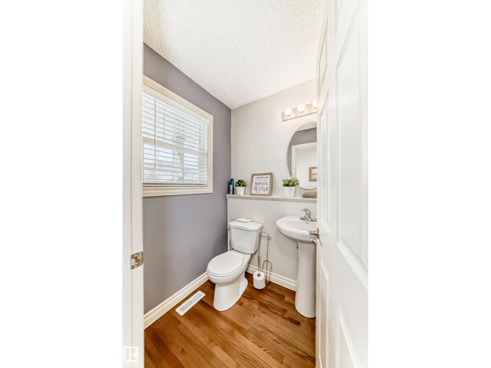 2 HARTWICK LO, Spruce Grove