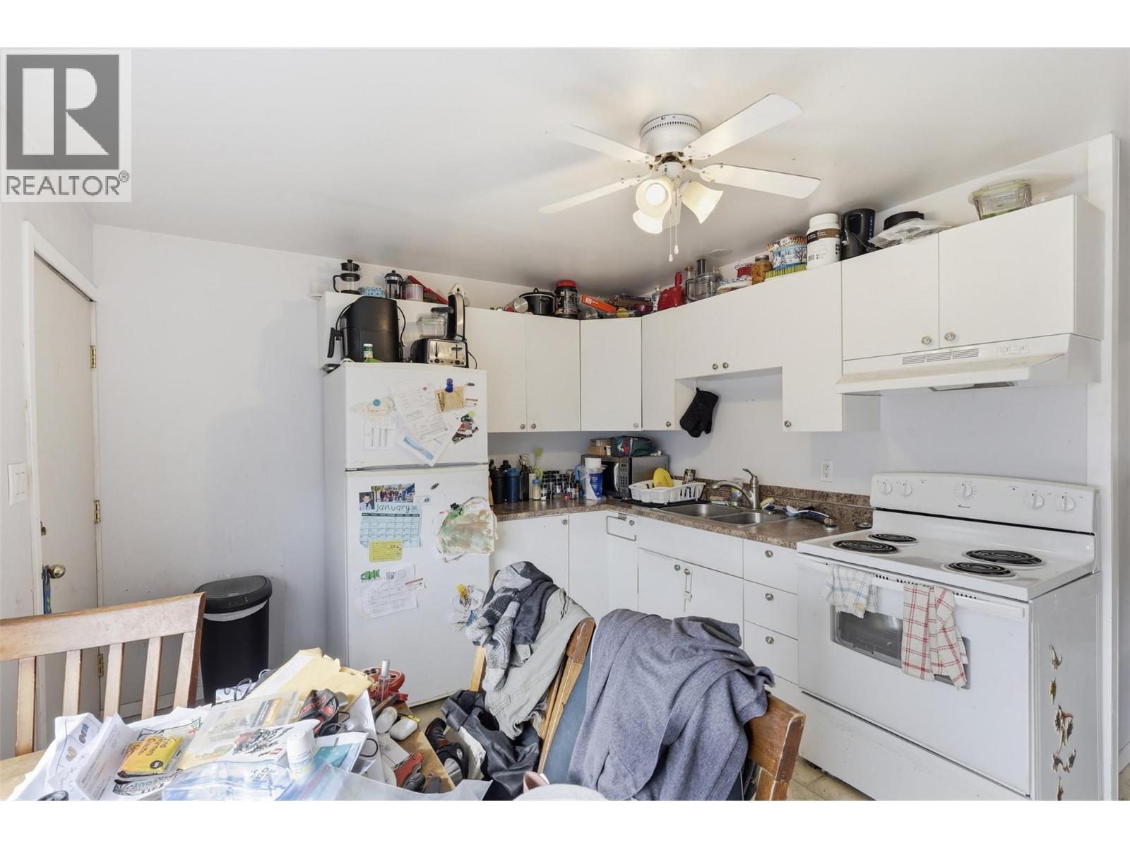 421/423 ALEXANDER AVENUE - 41