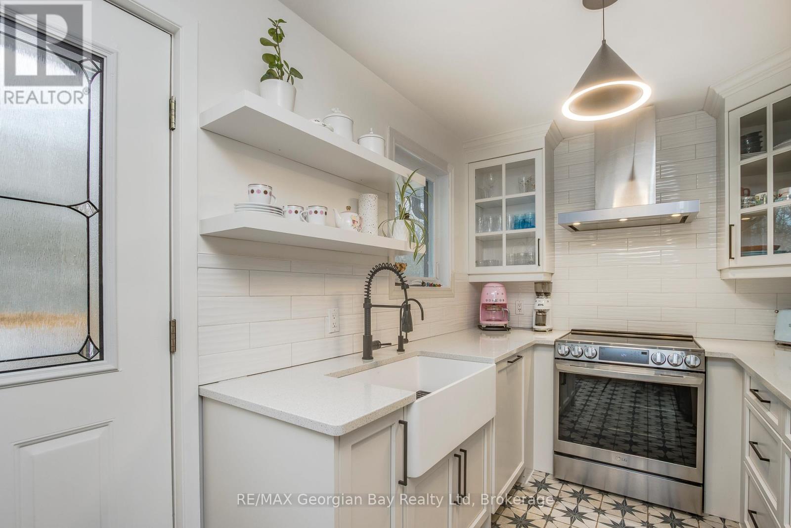 2 BELLE VUE AVENUE - 13