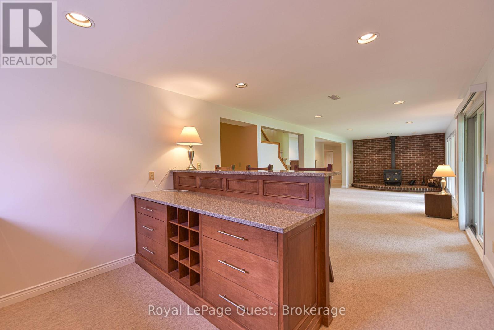 27 HEYDEN AVENUE - 38